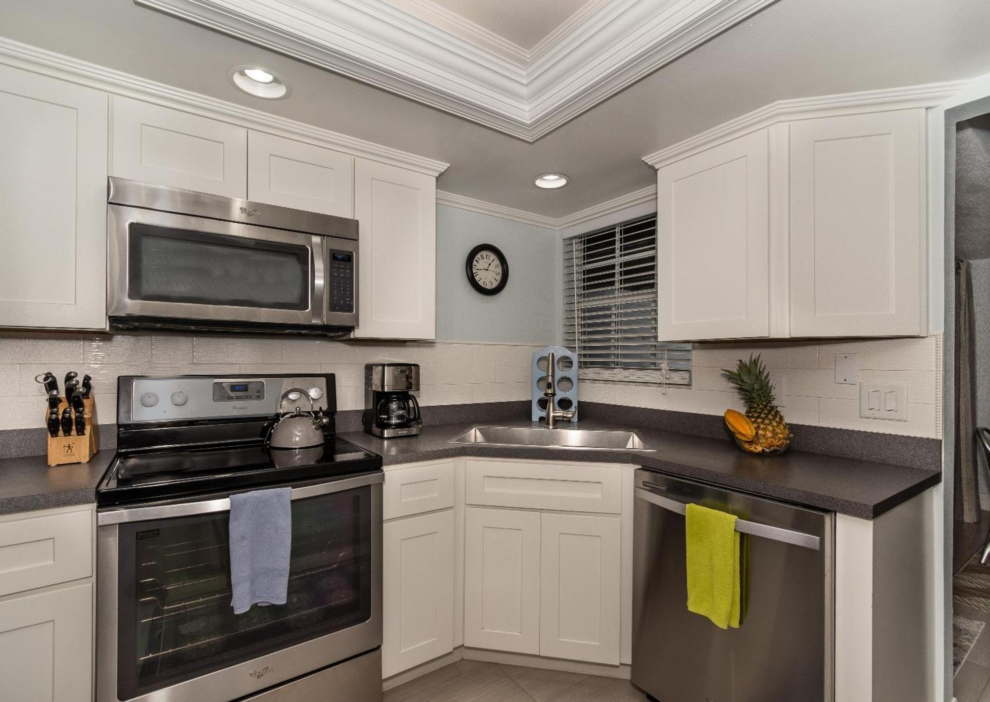 Tastefully Decorated Sea Woods Veranda Close To Pool & Fitness - Sv162 *