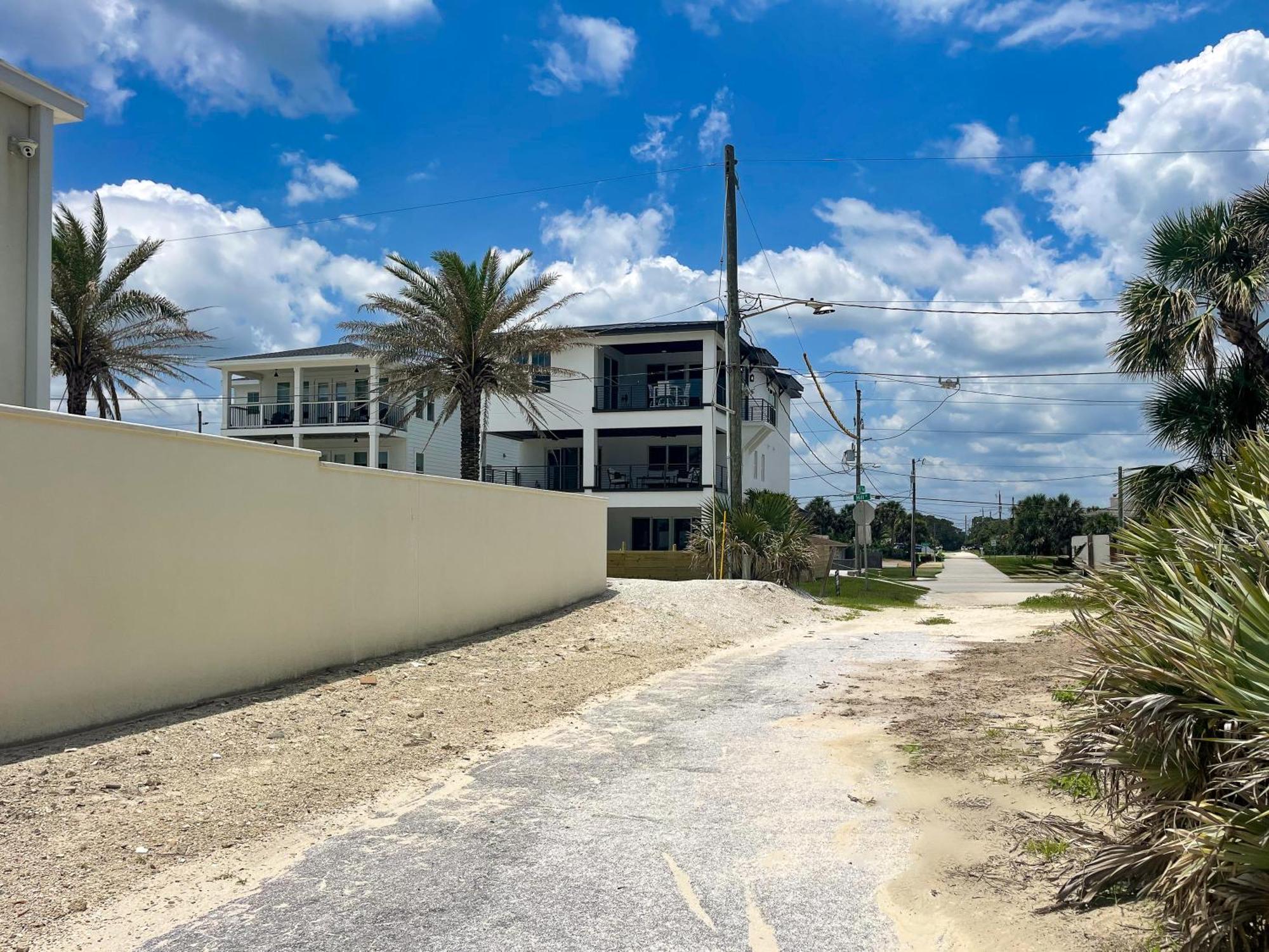Coastal Dream! Ocean Views! Pool! Seconds From The Beach! 2601s New Smyrna Beach