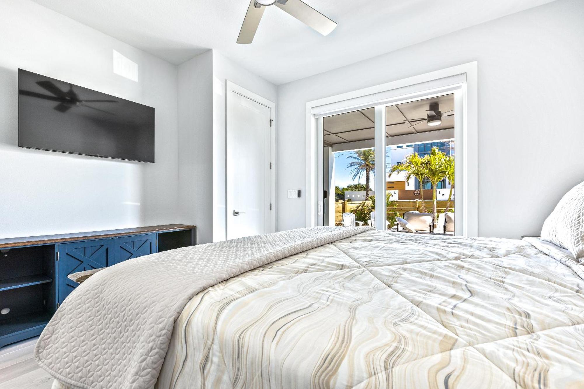Coastal Dream! Ocean Views! Pool! Seconds From The Beach! 2601s Holiday home New Smyrna Beach