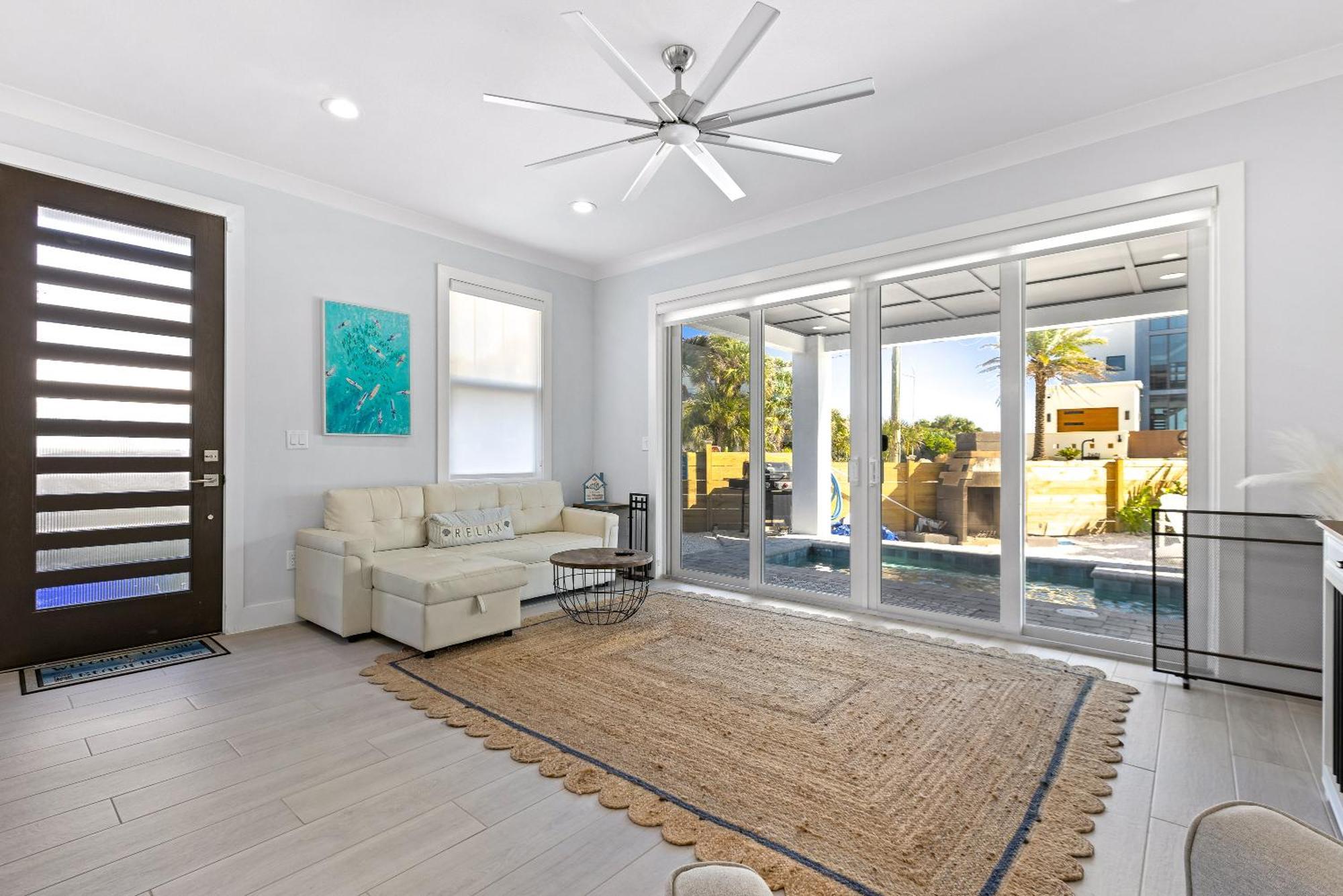 Holiday home Coastal Dream! Ocean Views! Pool! Seconds From The Beach! 2601s