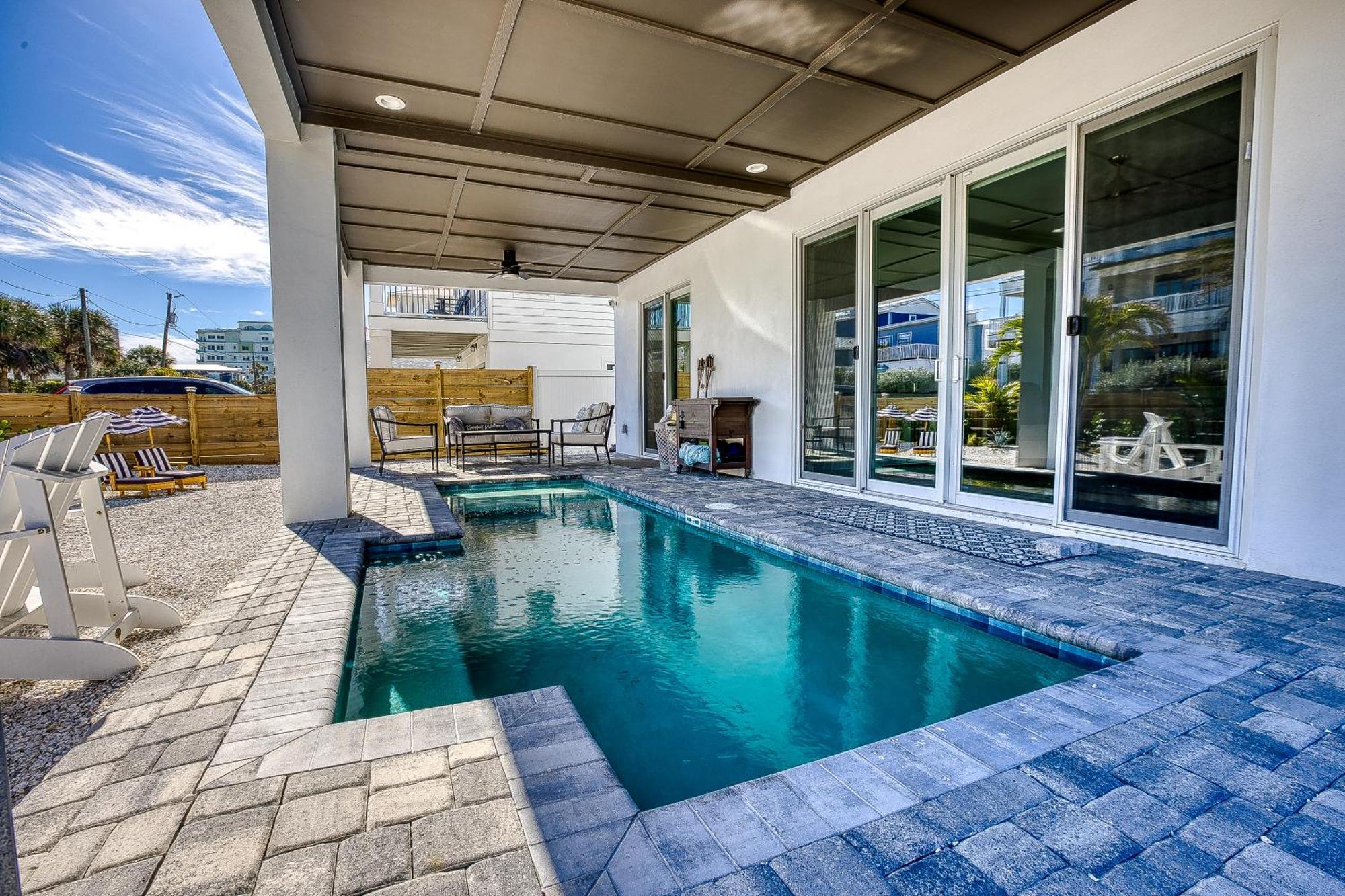 Coastal Dream! Ocean Views! Pool! Seconds From The Beach! 2601s New Smyrna Beach