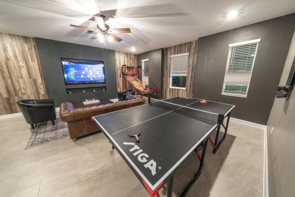 Holiday home Dream Vacation With View, Pool, More, And Walking Distance To Kissimmee