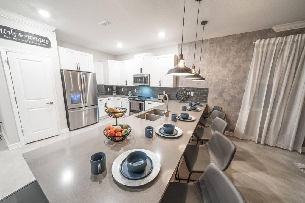 Holiday home Dream Vacation With View, Pool, More, And Walking Distance To