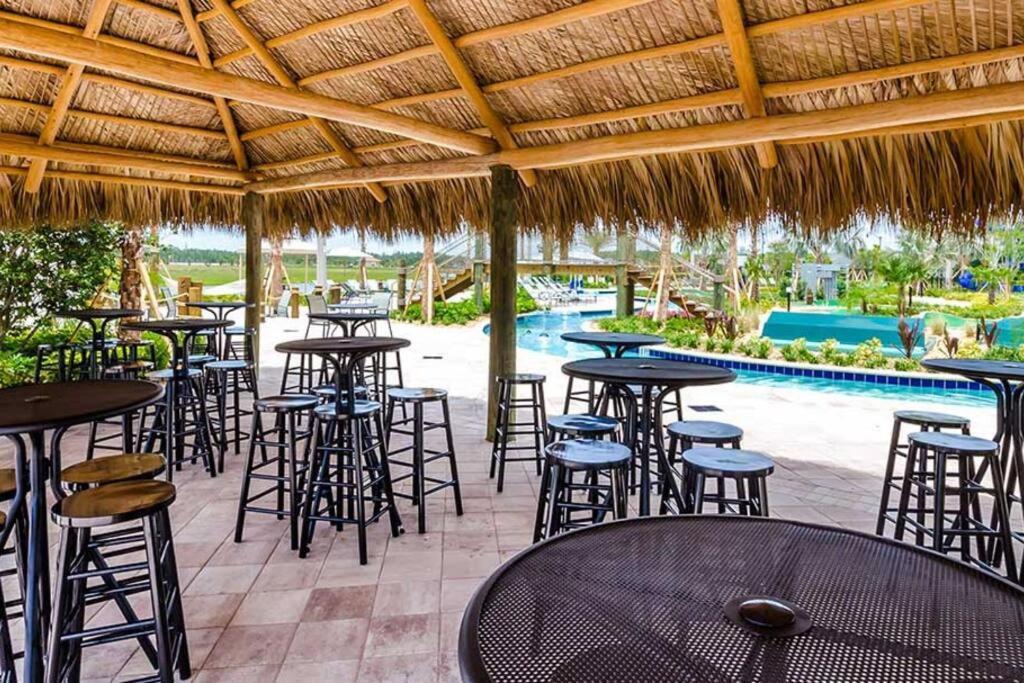 Holiday home Dream Vacation With View, Pool, More, And Walking Distance To
