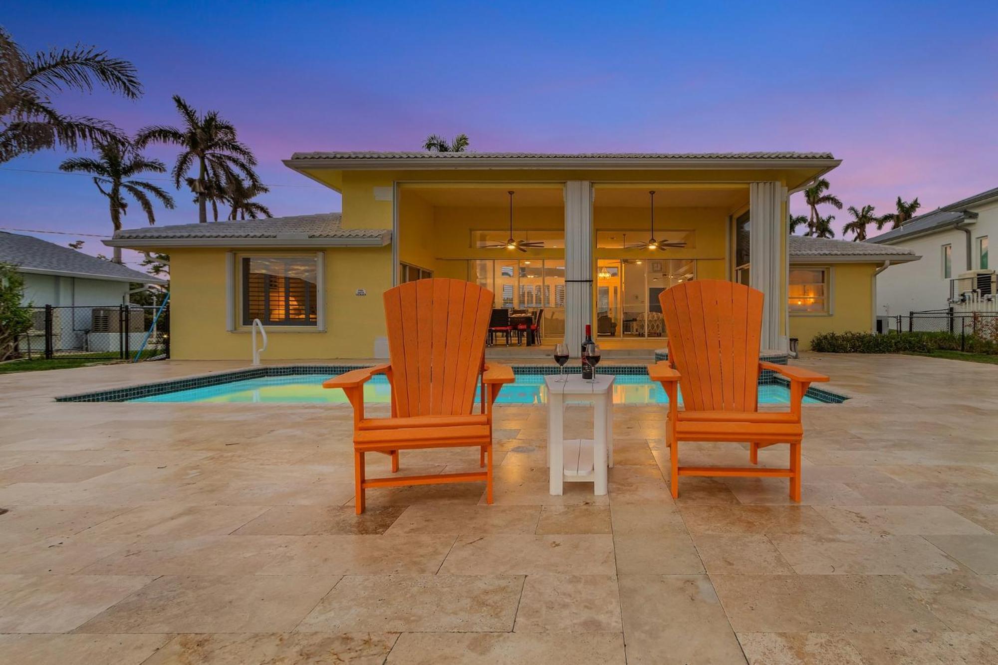 Holiday home Stunning River View, Heated Pool & - Million Dollar View - Roelens