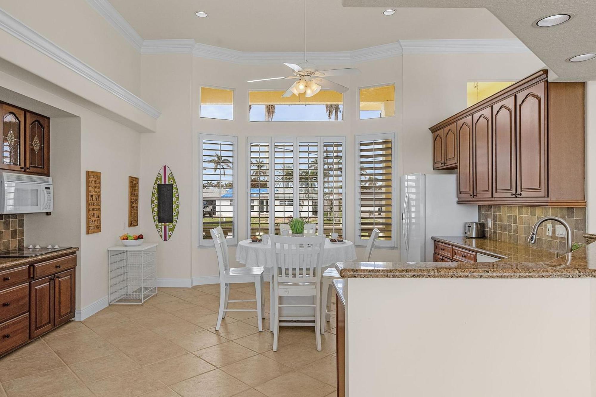 Stunning River View, Heated Pool & - Million Dollar View - Roelens * Cape Coral