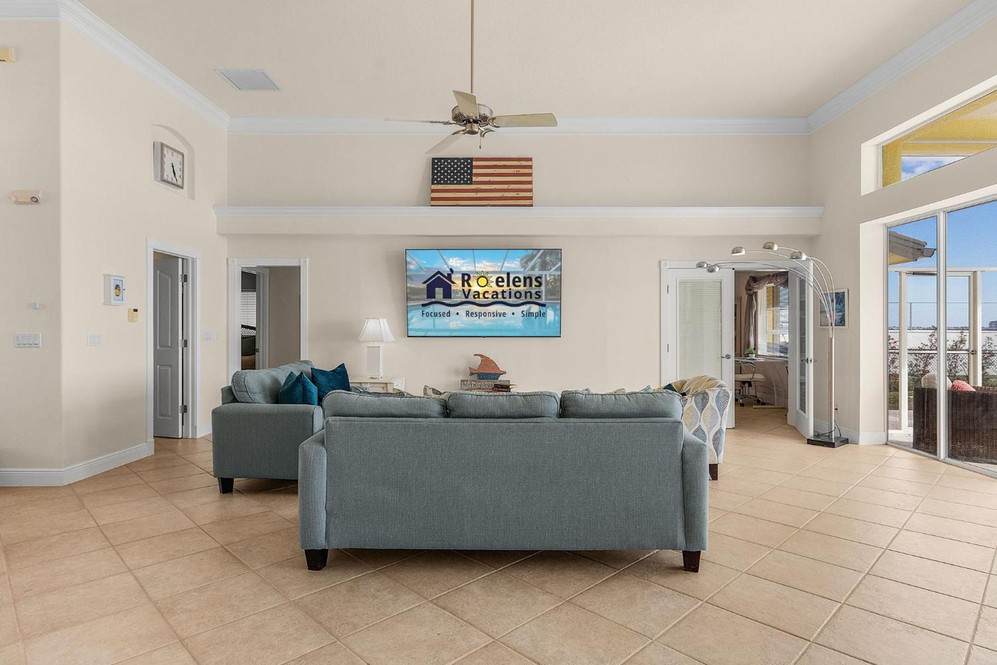 Stunning River View, Heated Pool & - Million Dollar View - Roelens Cape Coral