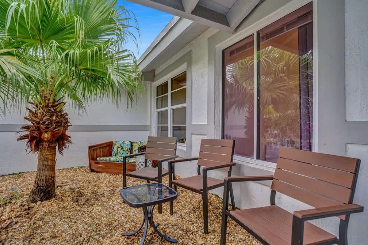 Villa New Stunning With Heated Pool