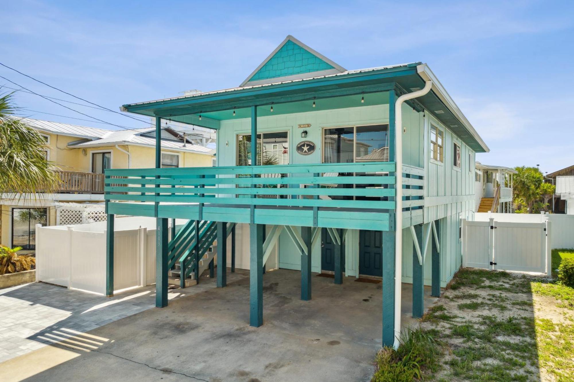 Holiday home 4113 Danny Dr By Avantstay Pool Near The Beach *