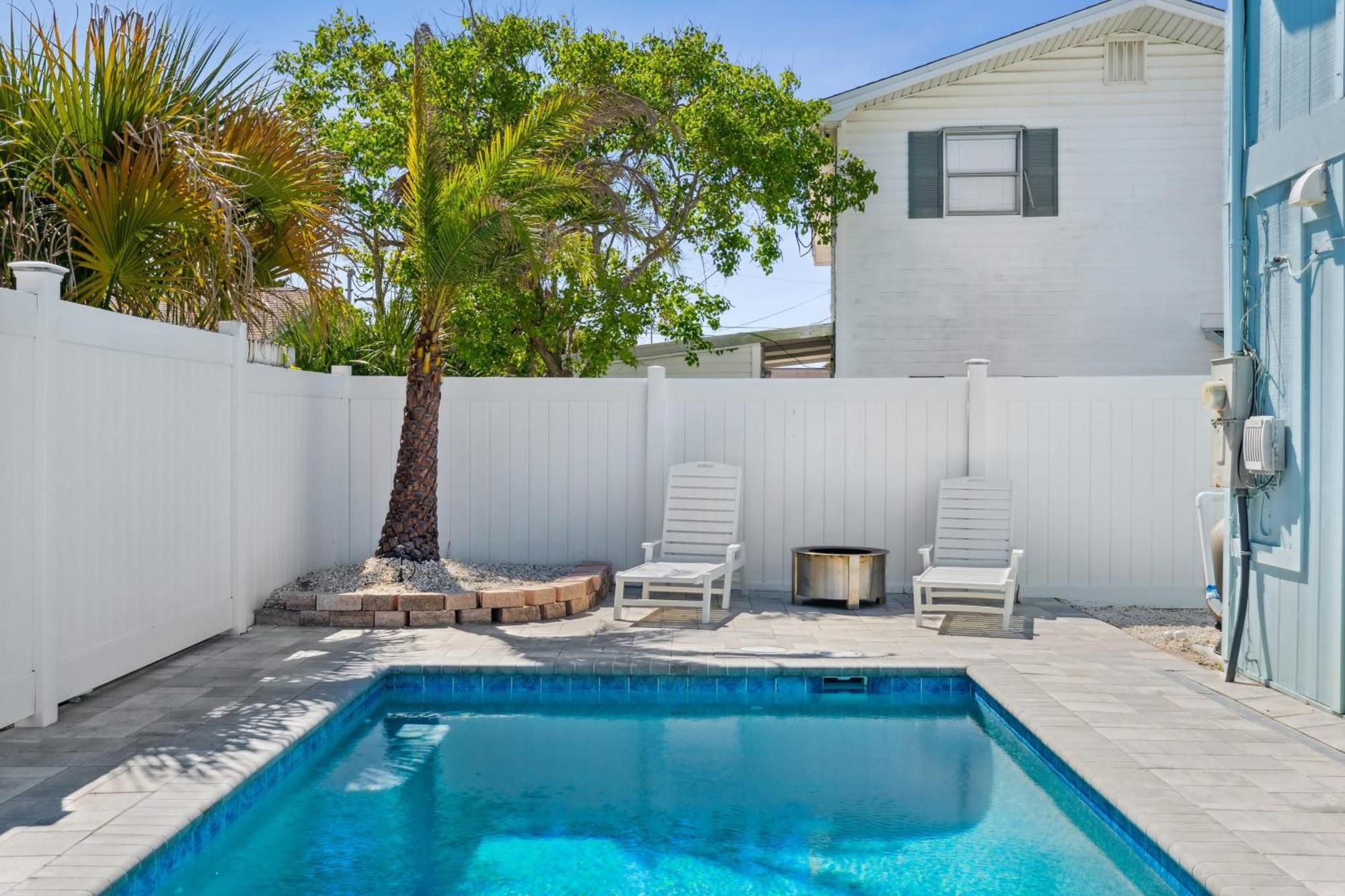 4113 Danny Dr By Avantstay Pool Near The Beach