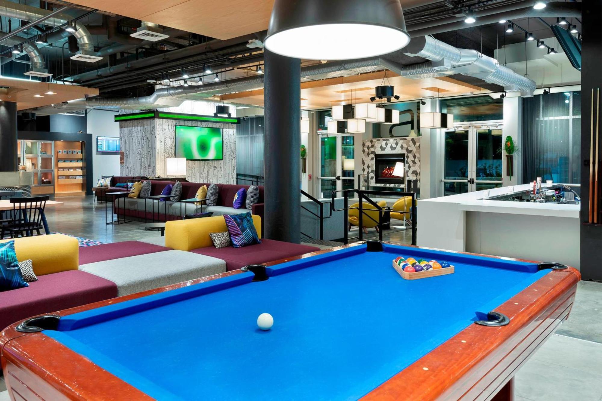Aloft Airport Hotel