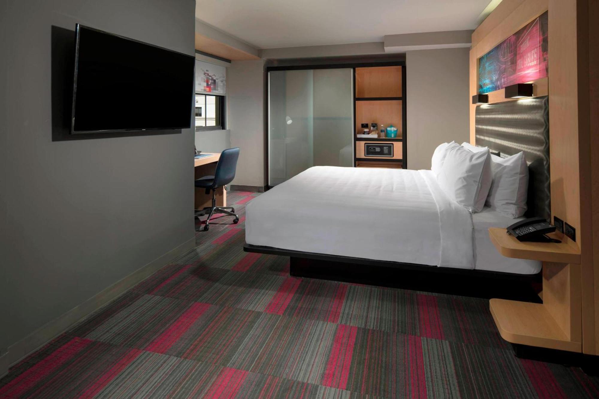 Aloft 3*