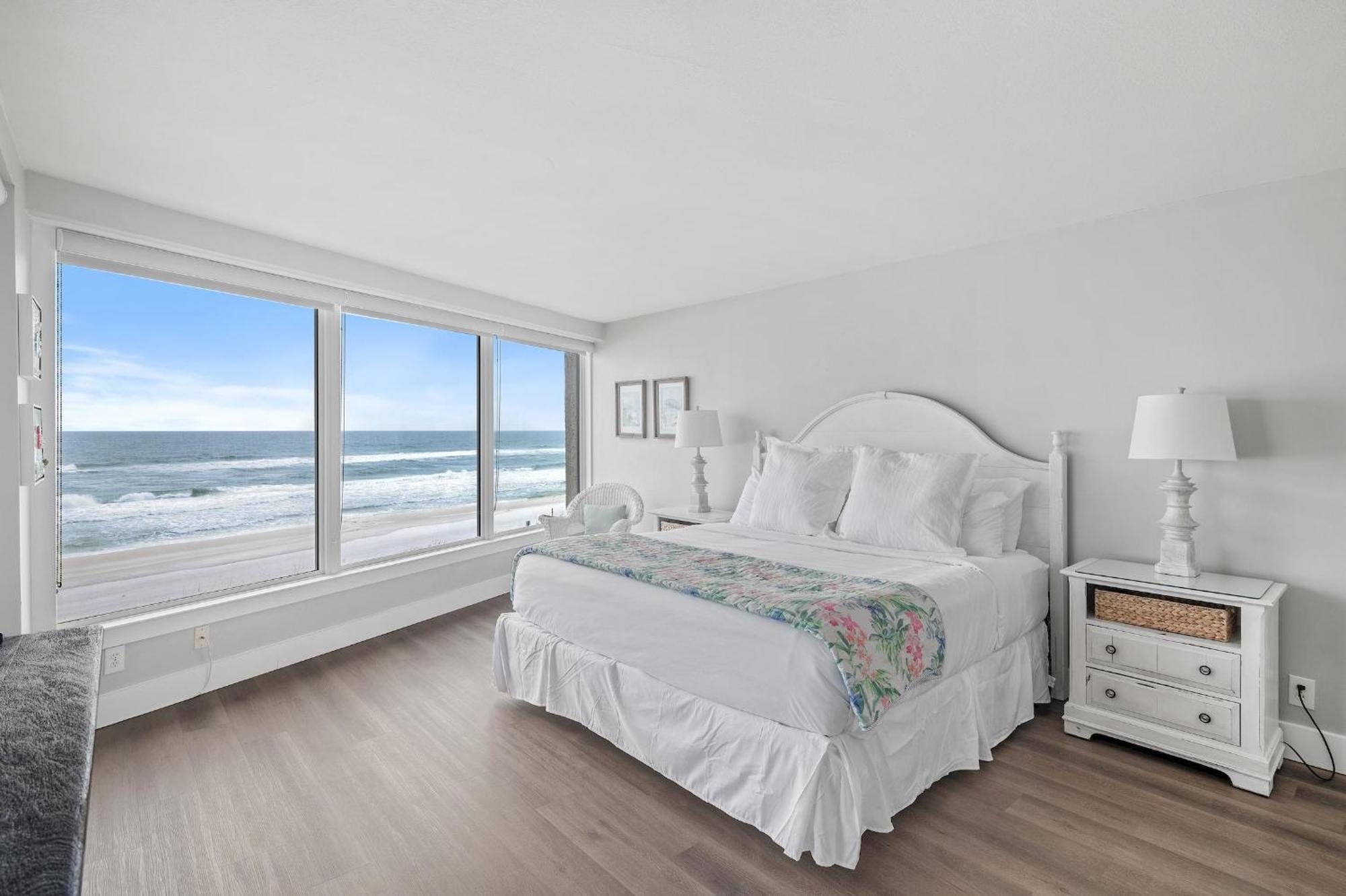 Beachside Two 4242 Holiday home