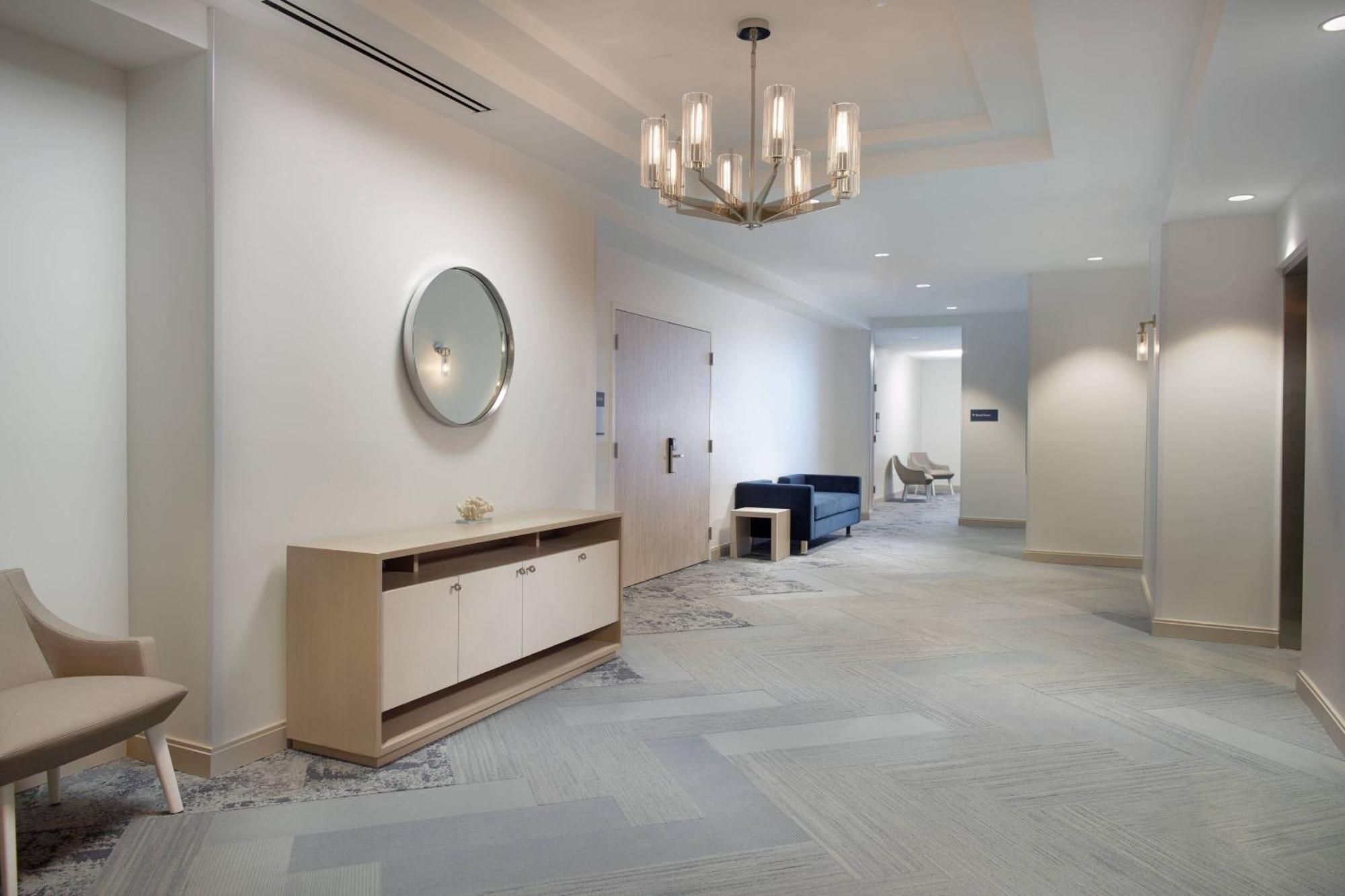 Hotel Courtyard Coconut Grove 3*