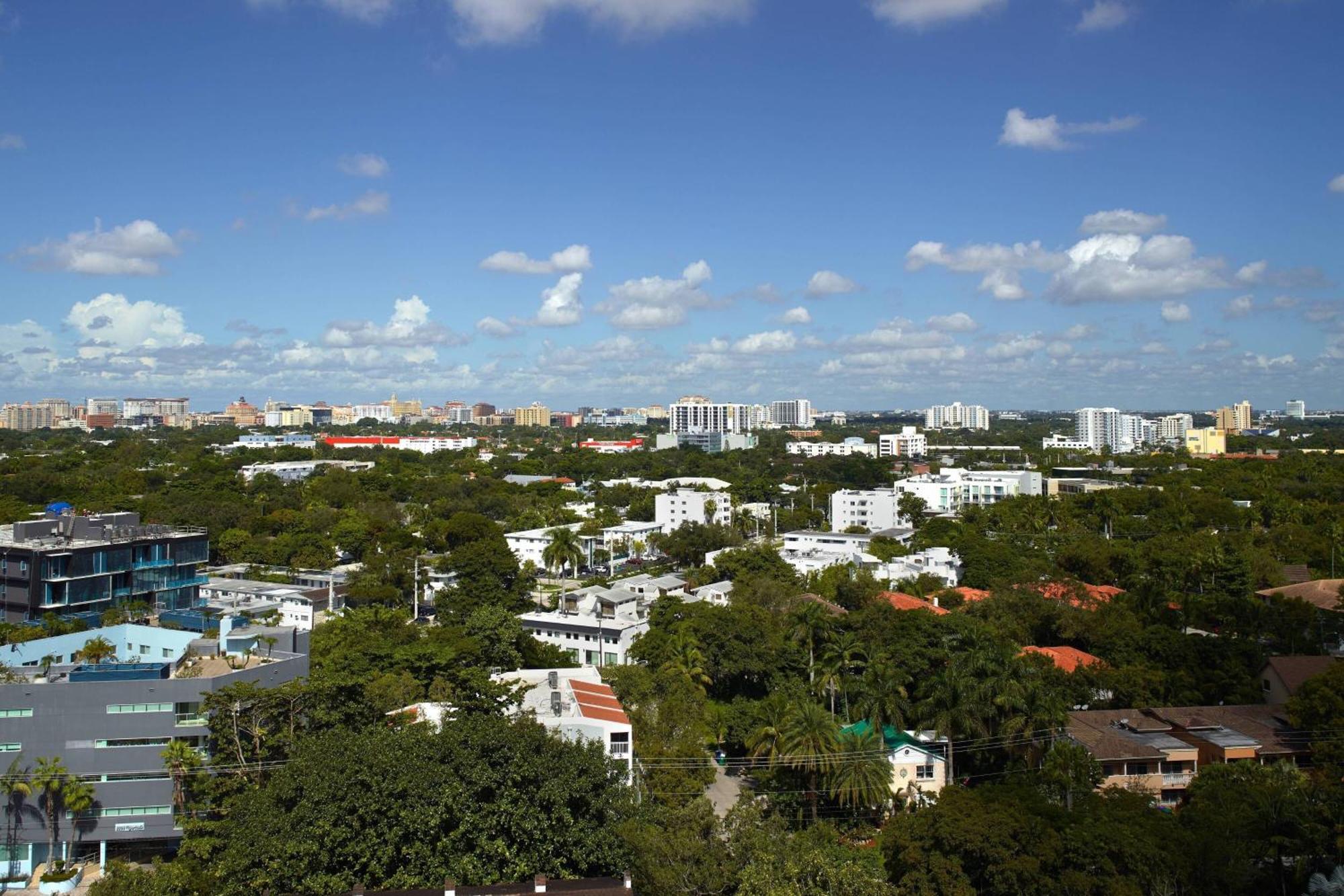 Courtyard Coconut Grove Miami
