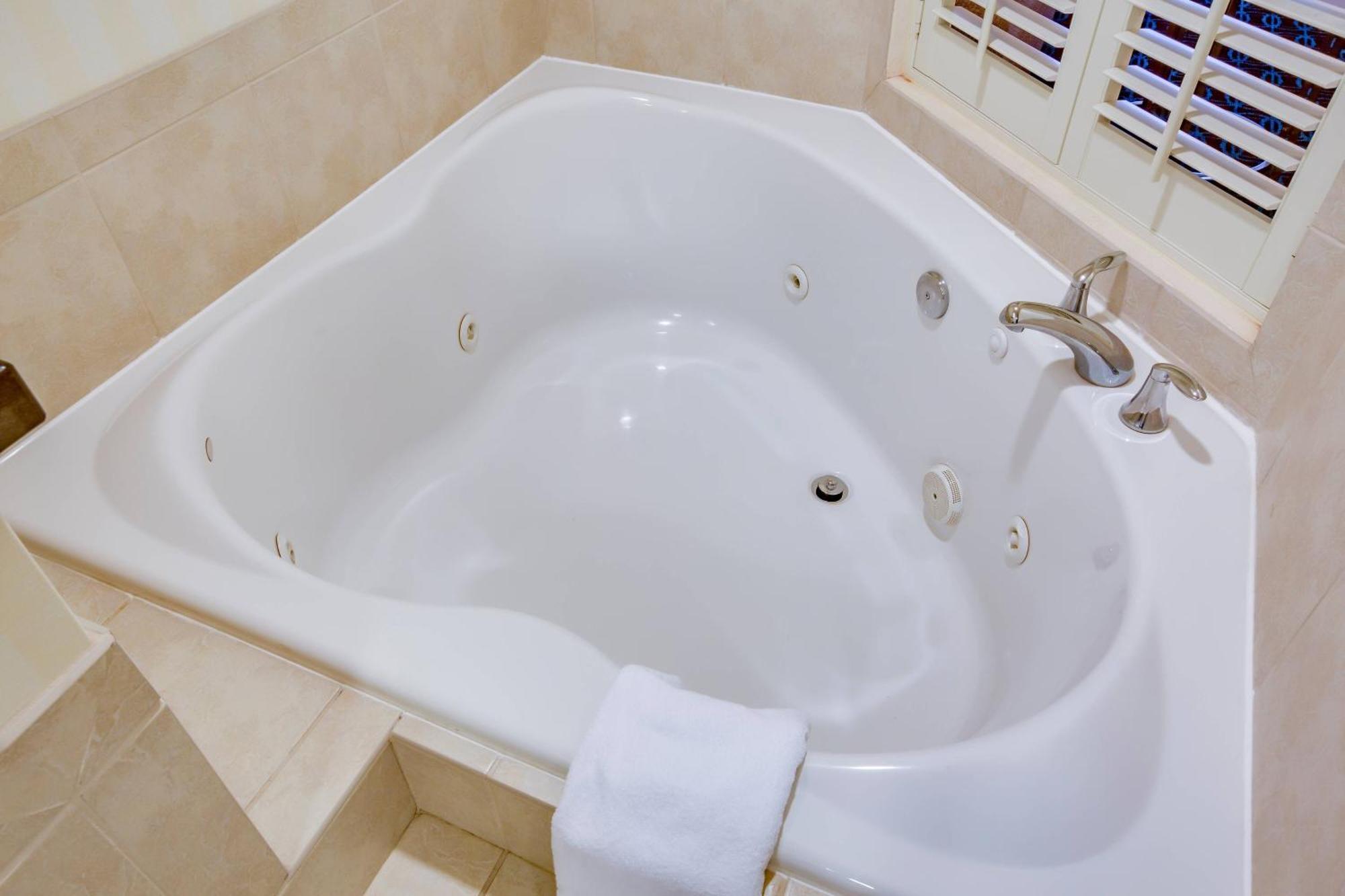 Hotel Fairfield And By Marriott Kennedy Space Center Titusville