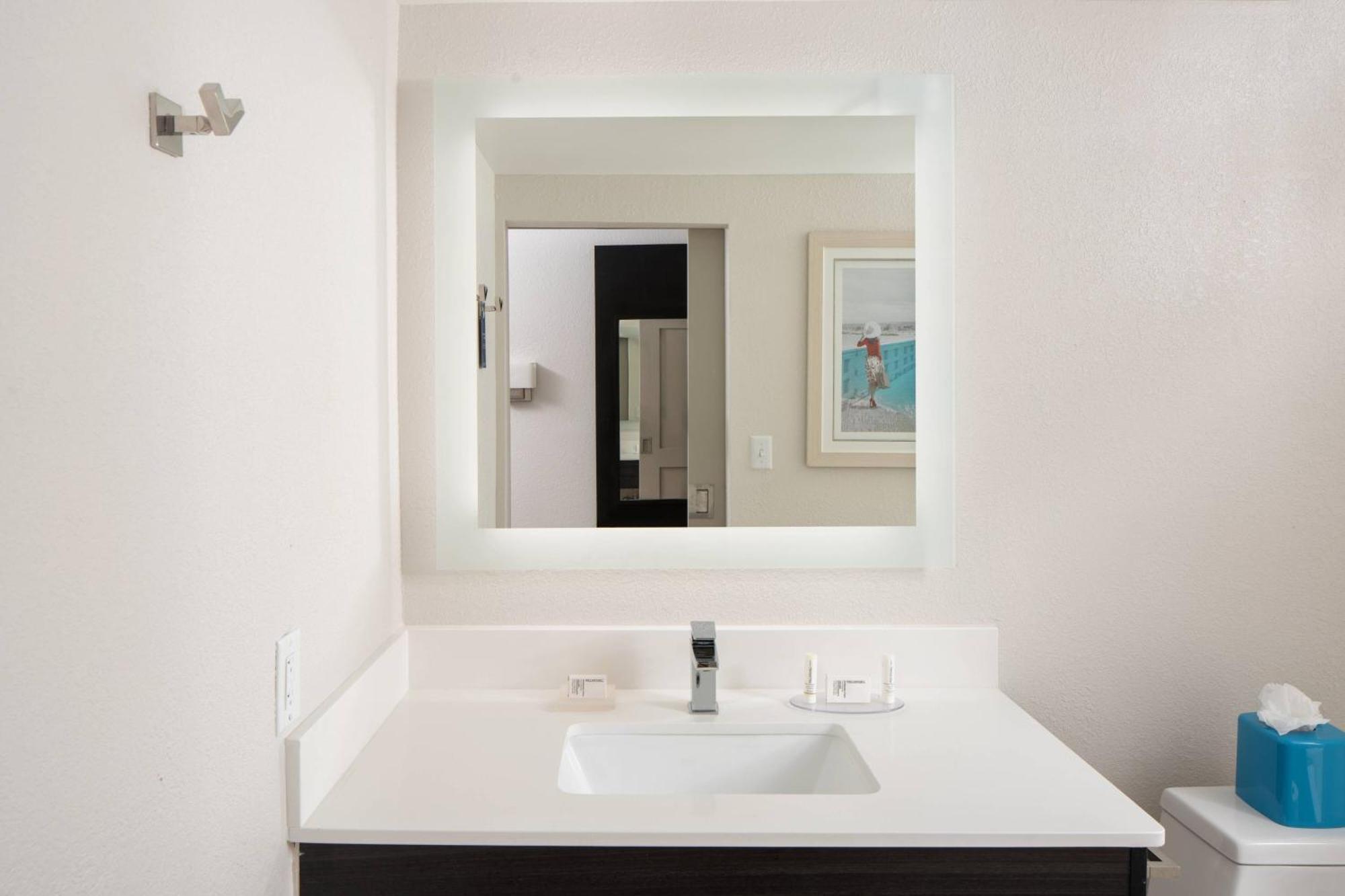 Fairfield And By Marriott Palm Hotel 3*