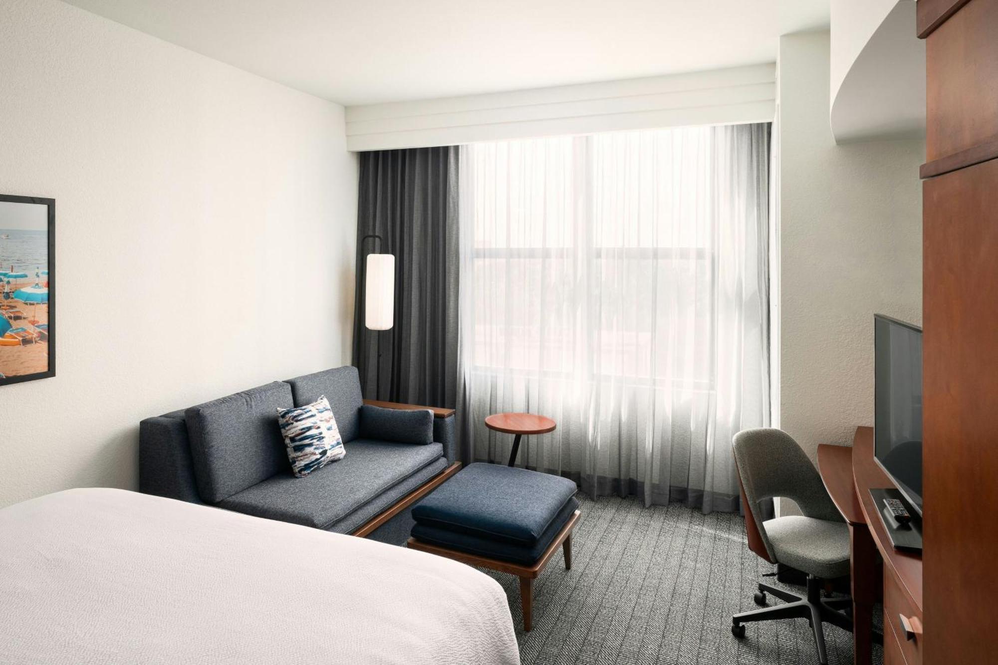 Hotel Courtyard By Marriott Downtown
