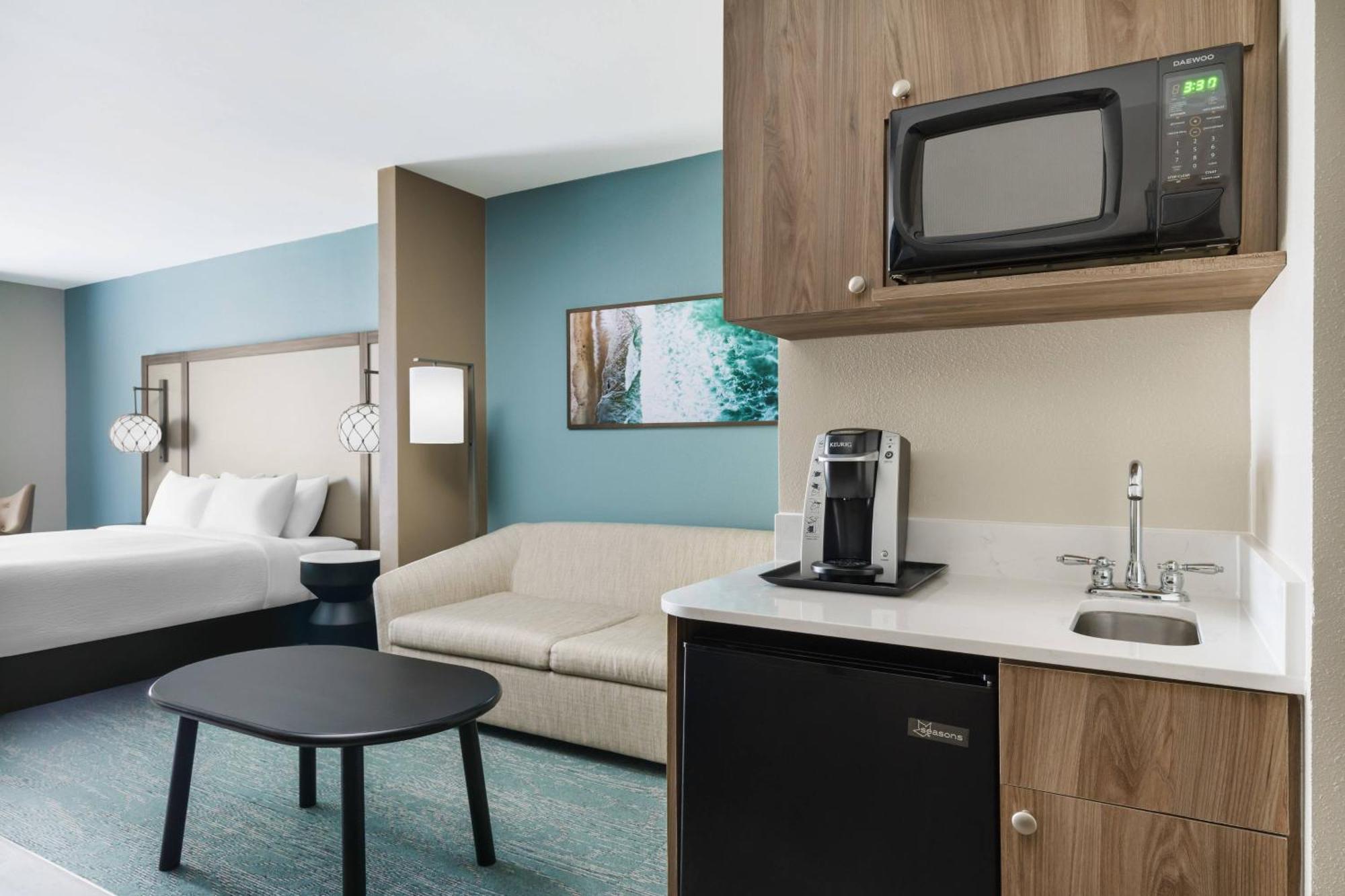 Fairfield By Marriott & Florida Keys Resort
