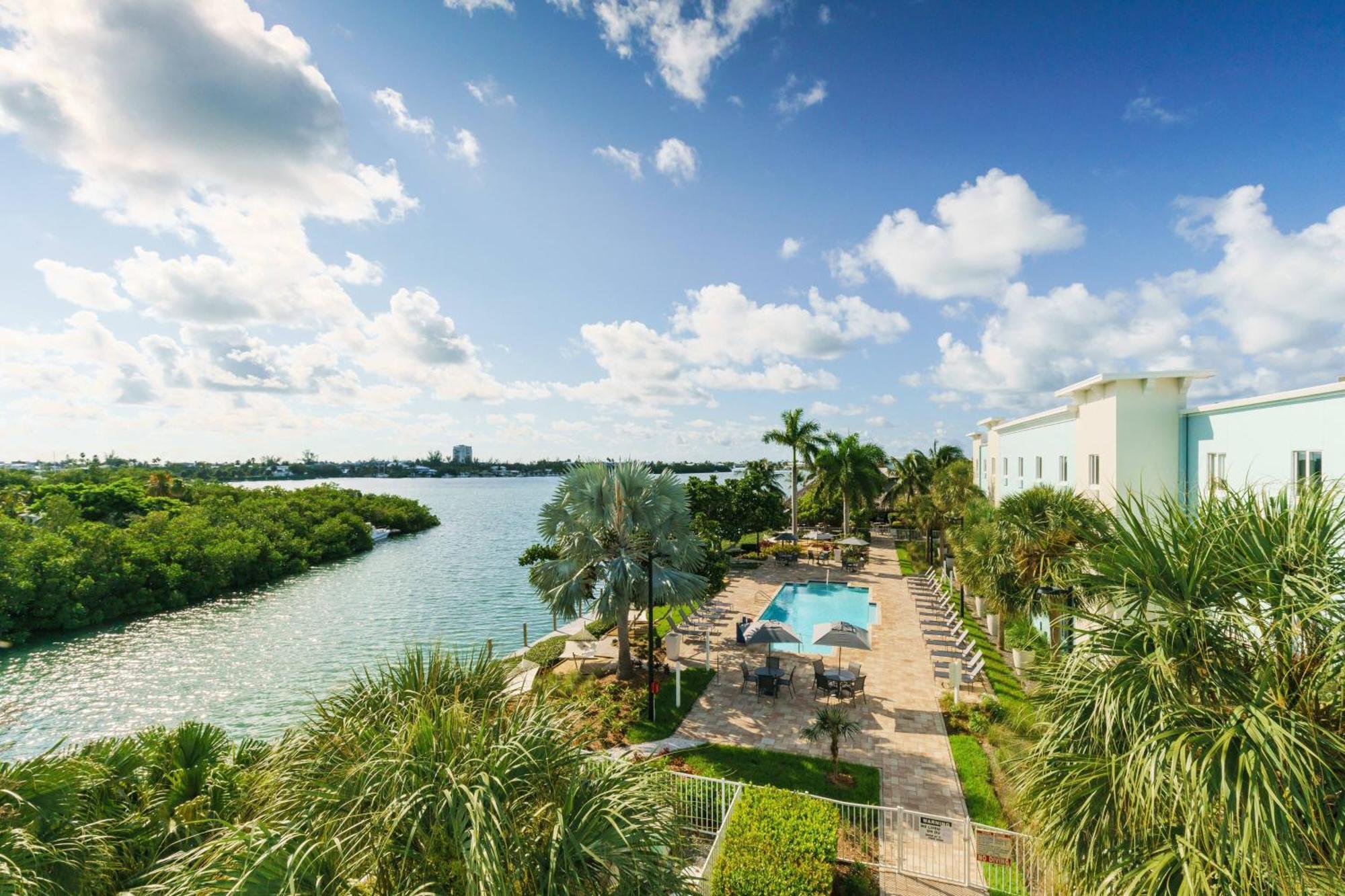 Resort Fairfield By Marriott & Florida Keys 3*