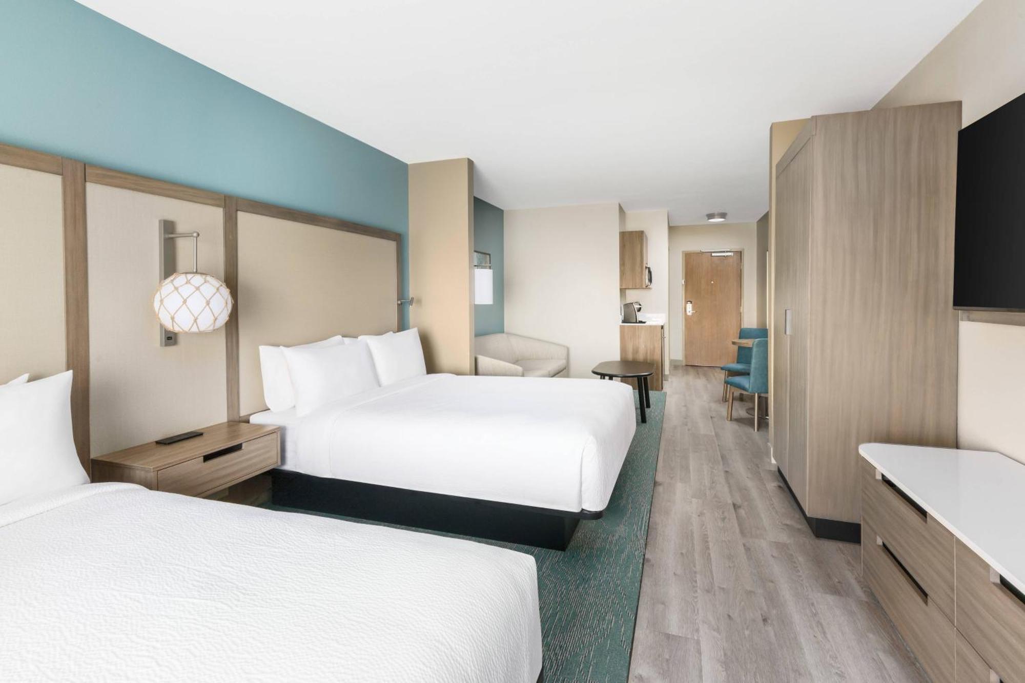 Fairfield By Marriott & Florida Keys 3* Marathon