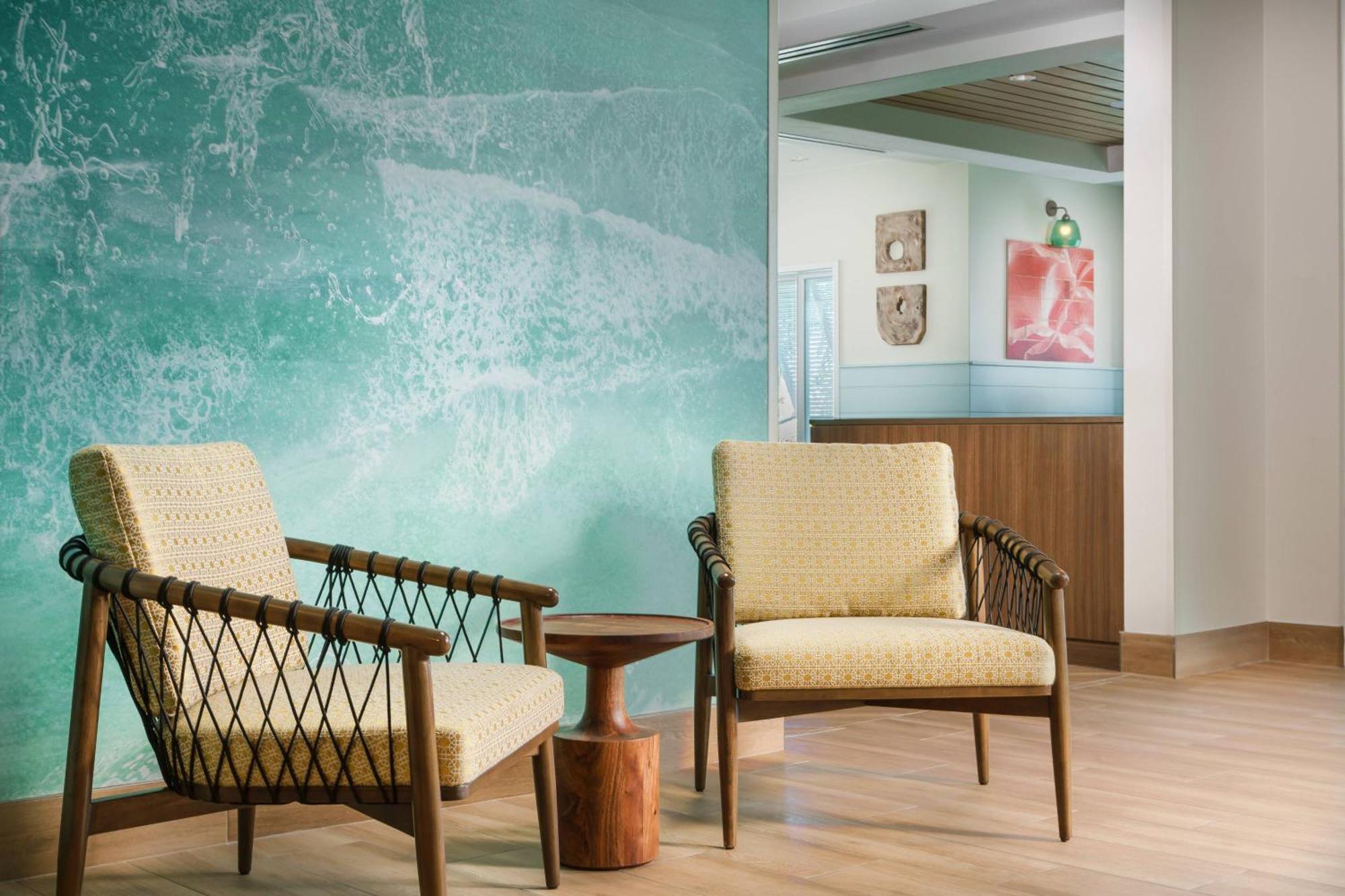 Fairfield By Marriott & Florida Keys Resort 3*