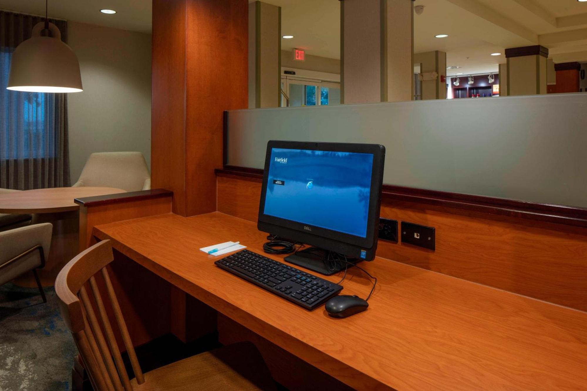 Hotel Fairfield & By Marriott 3*