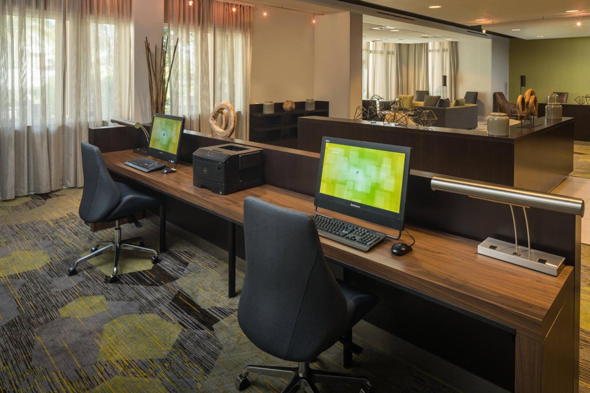Courtyard By Marriott Miami West/fl Turnpike 3*