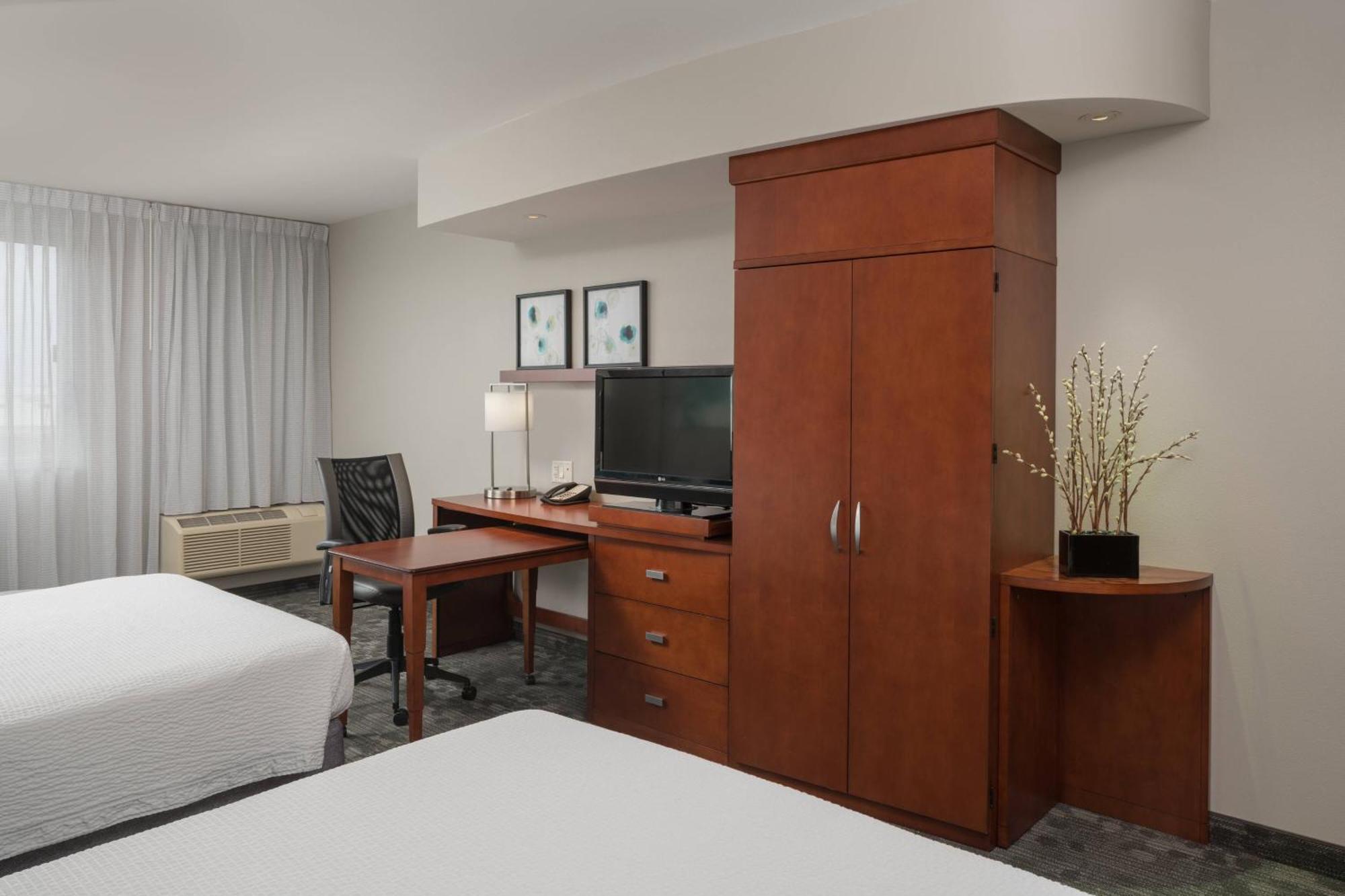 Courtyard By Marriott Miami West/fl Turnpike