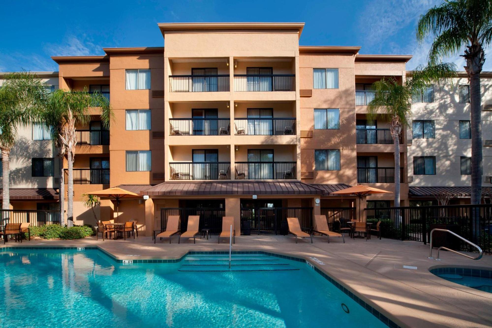 Courtyard By Marriott Orlando East/ucf Area Alafaya