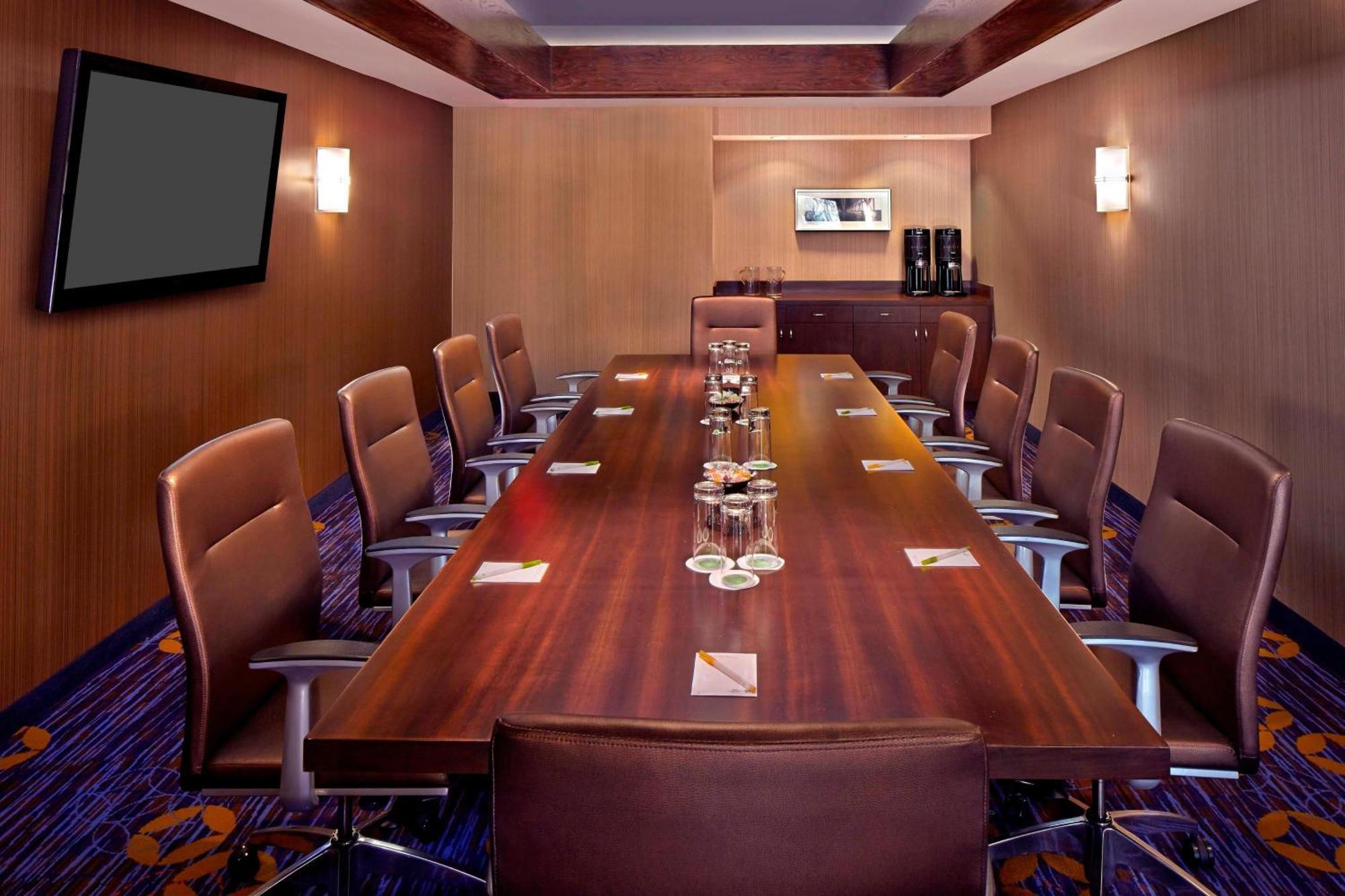 Courtyard By Marriott Orlando East/ucf Area Hotel Alafaya