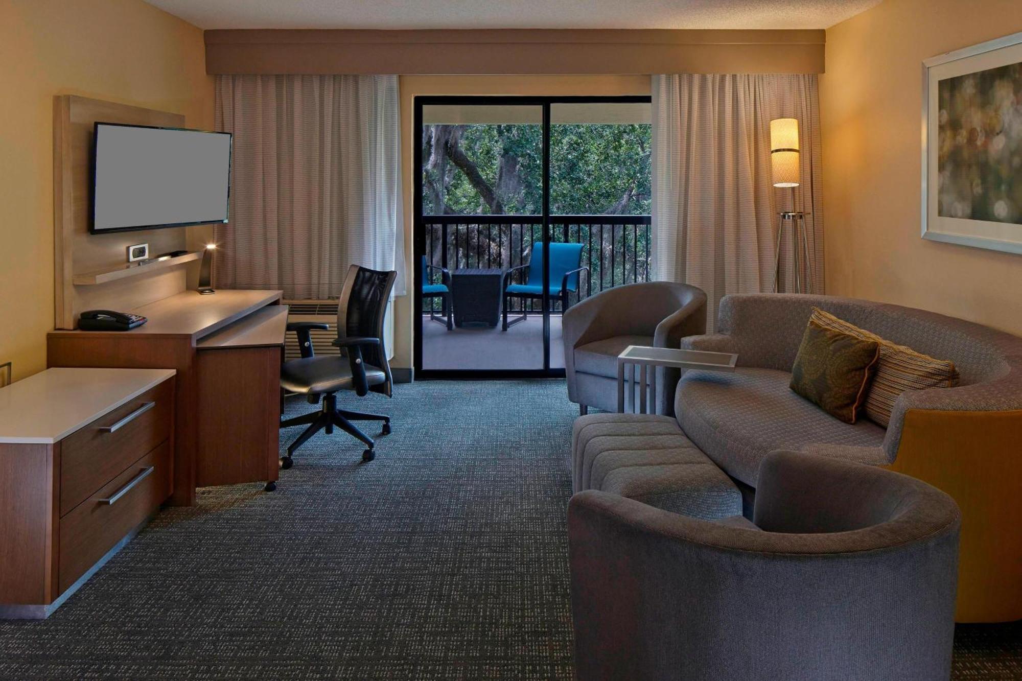 Courtyard By Marriott Orlando East/ucf Area Alafaya