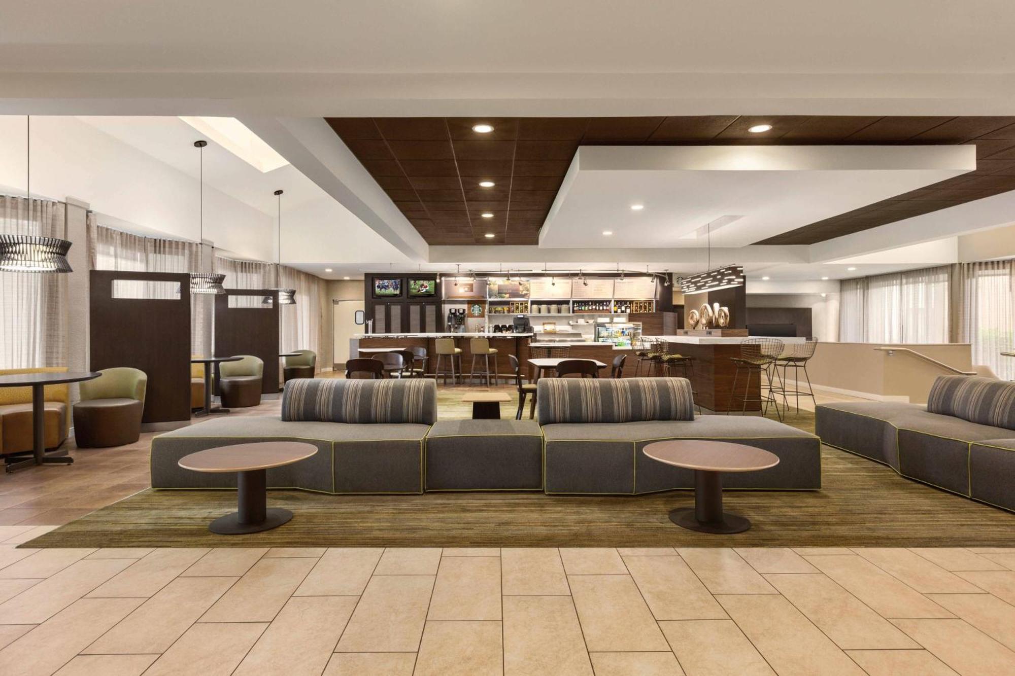 Courtyard Myers Cape Coral 3*