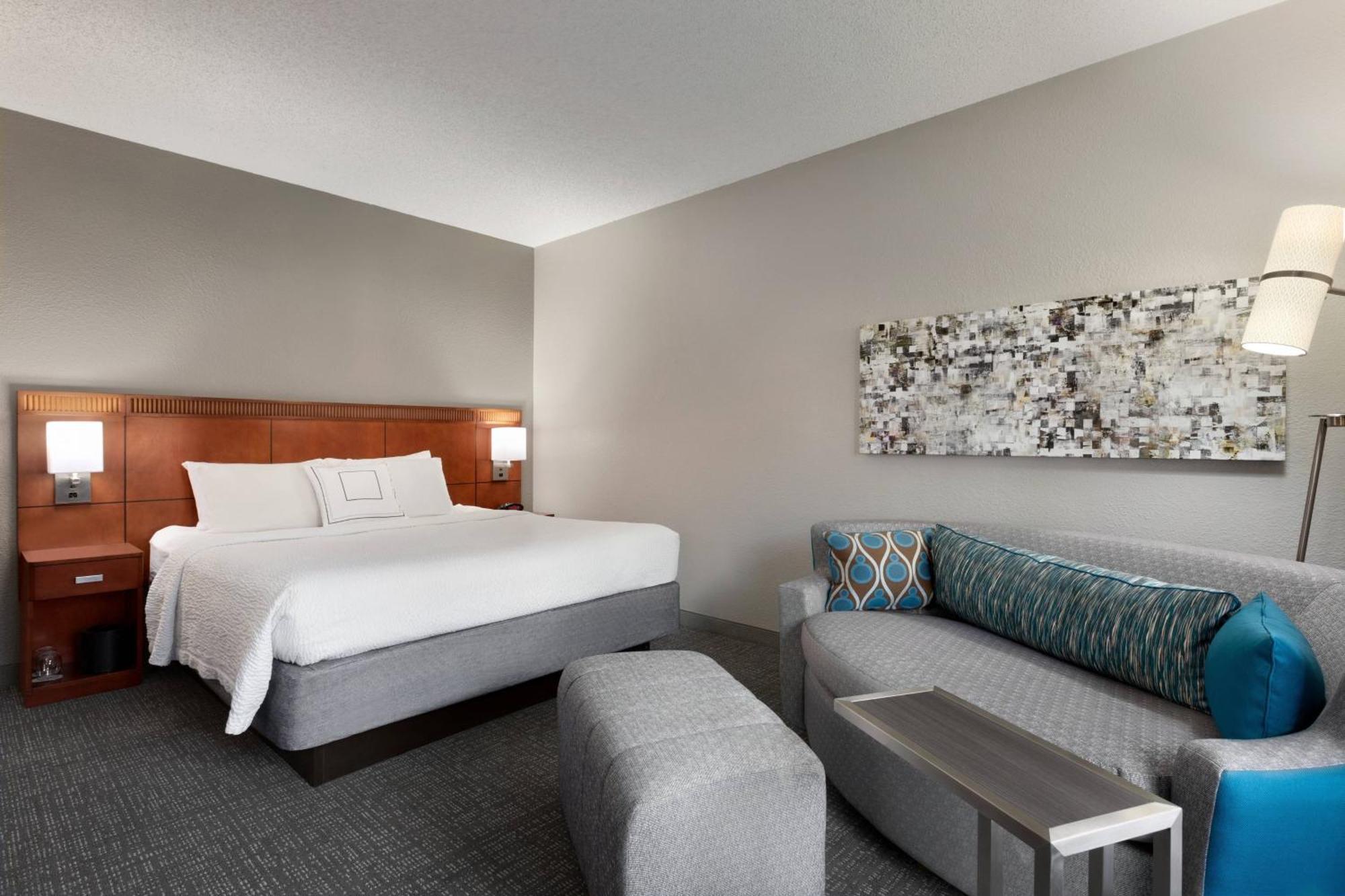 Courtyard Myers Cape Coral 3* Fort Myers