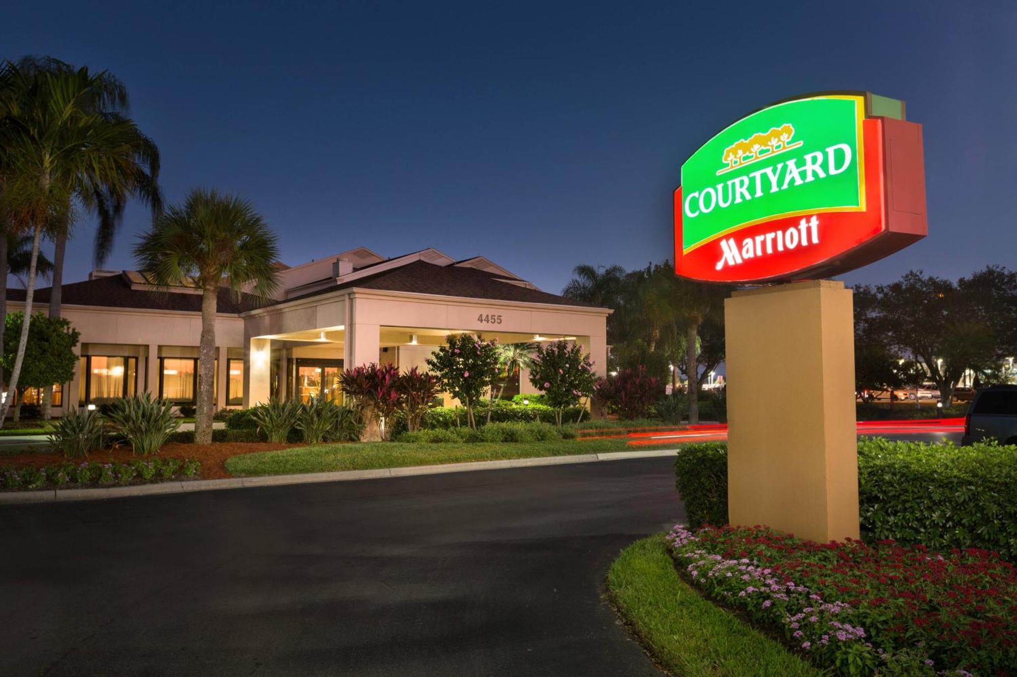 Courtyard Myers Cape Coral Hotel Fort Myers