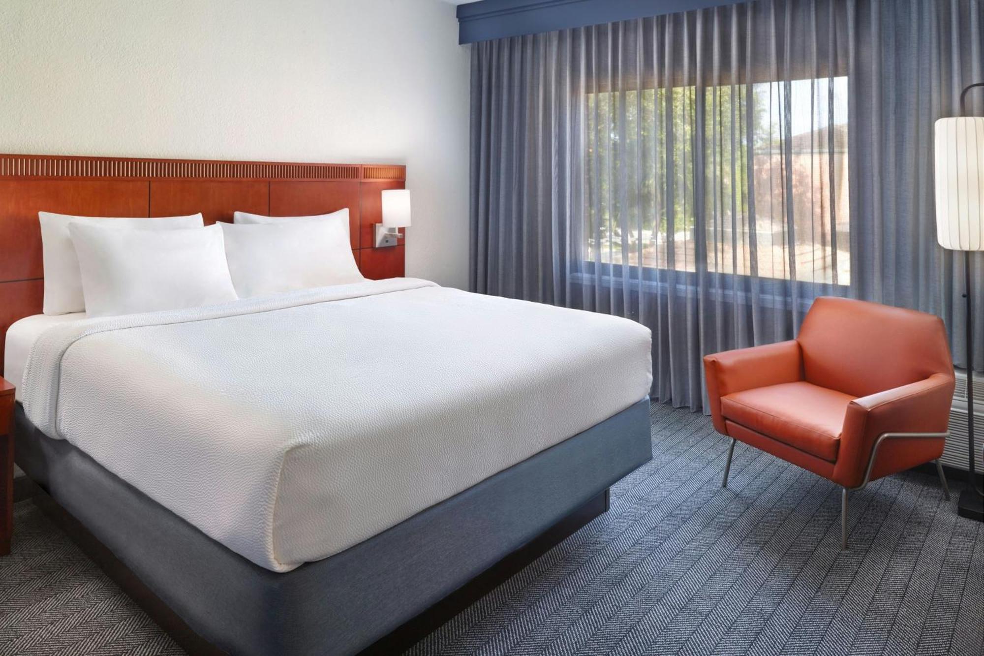 Courtyard By Marriott Lauderdale Of Hotel Plantation