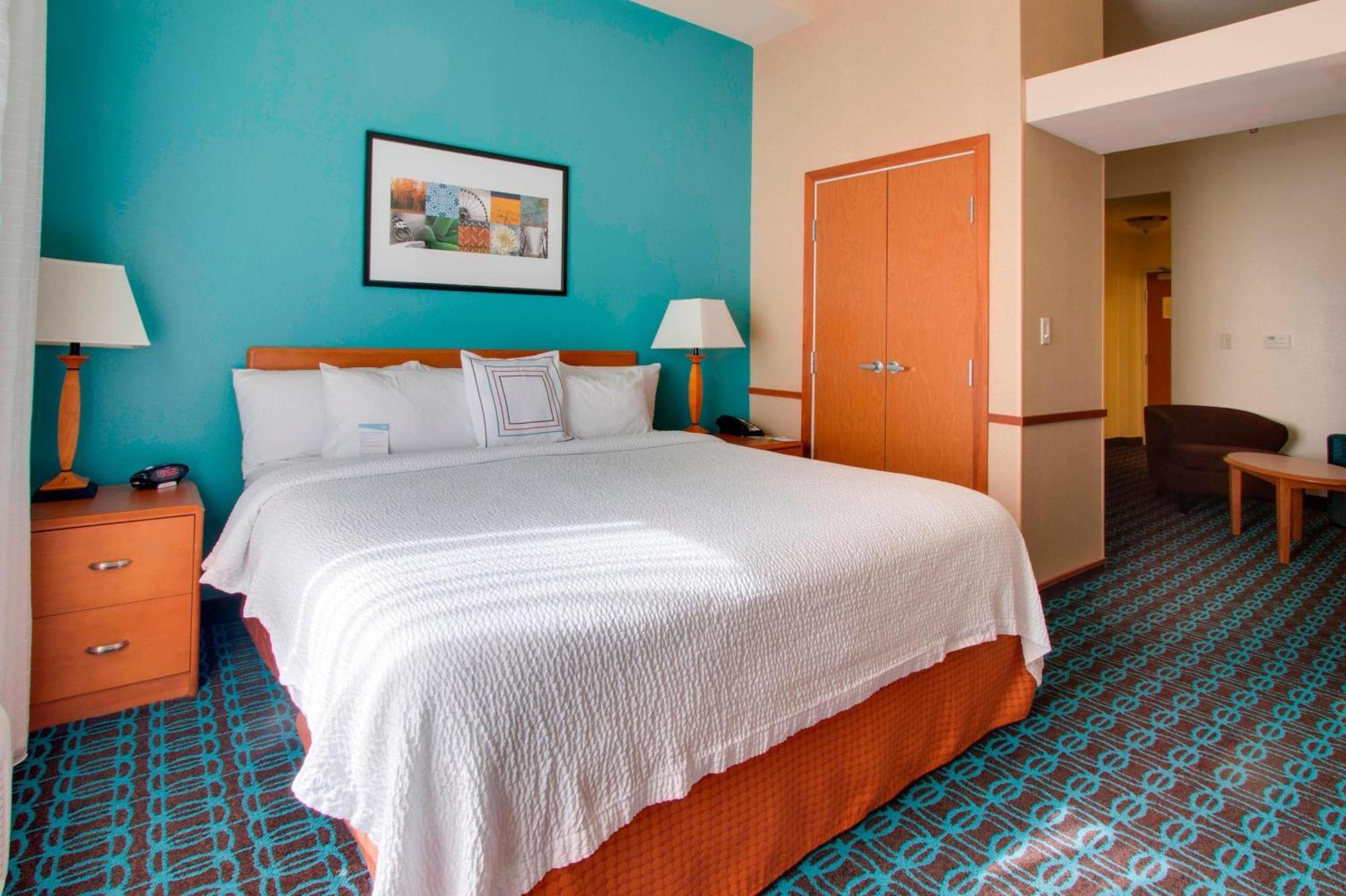 Hotel Fairfield & By Marriott
