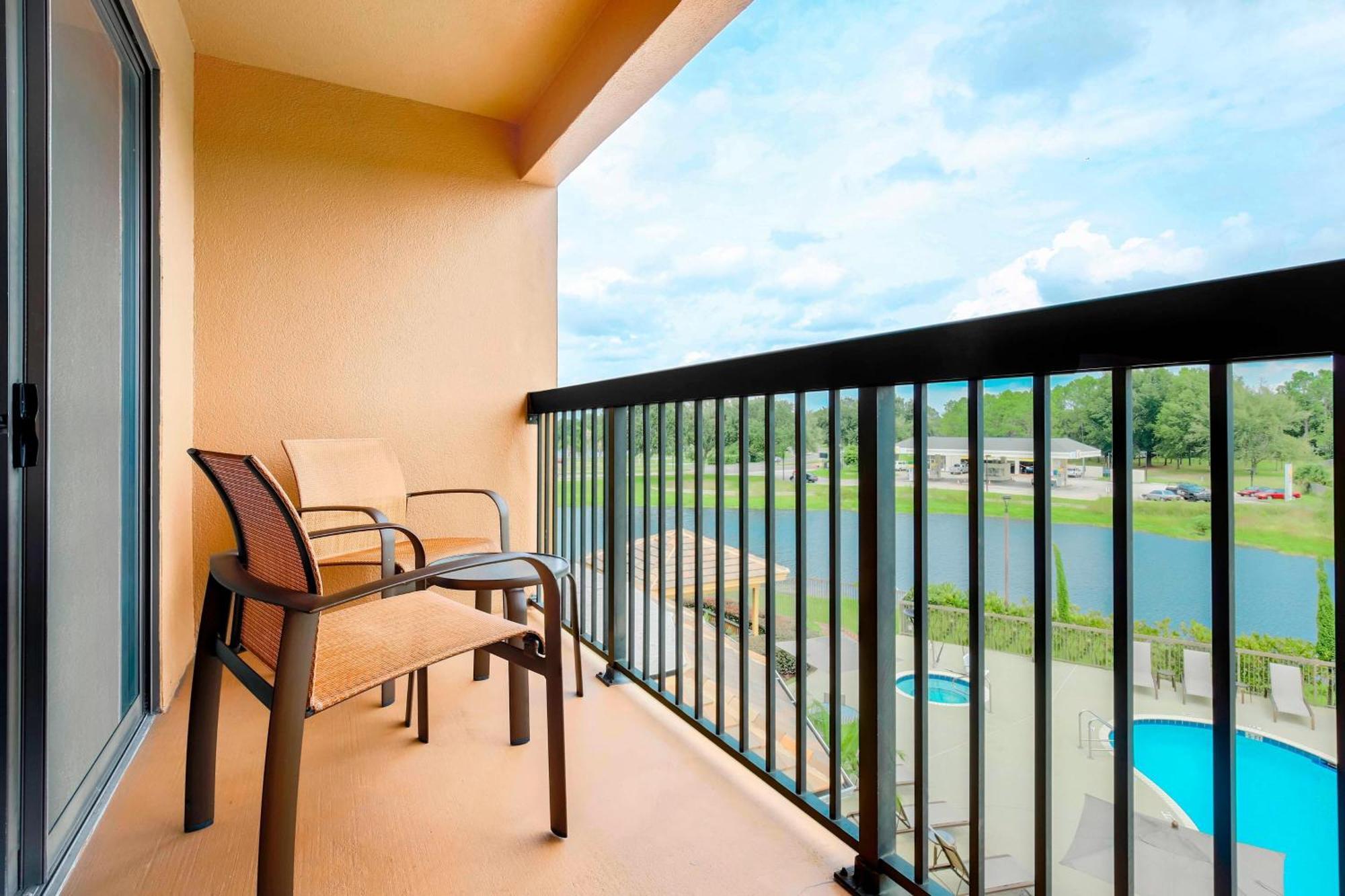 Hotel Courtyard By Marriott Orlando Mary North