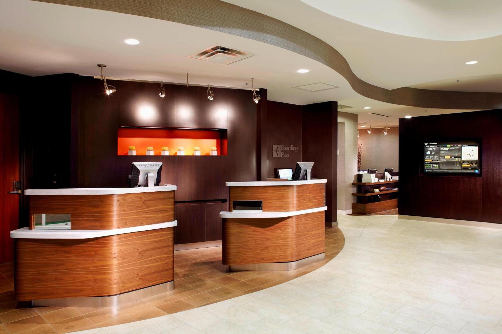 Courtyard Tampa 3* Oldsmar