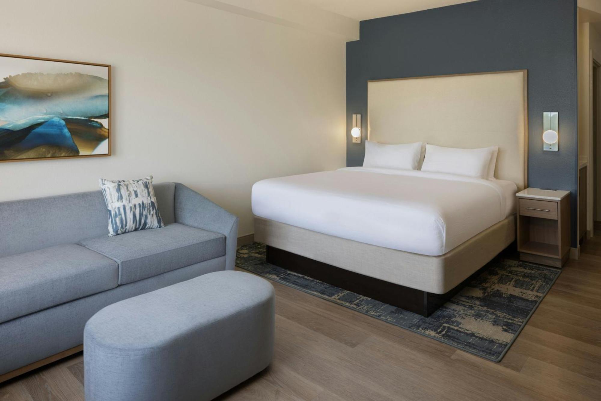 Courtyard By Marriott Sandestin At Grand Boulevard Hotel