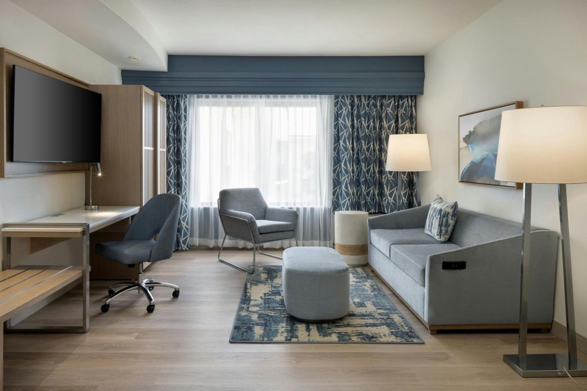 Hotel Courtyard By Marriott Sandestin At Grand Boulevard 3*