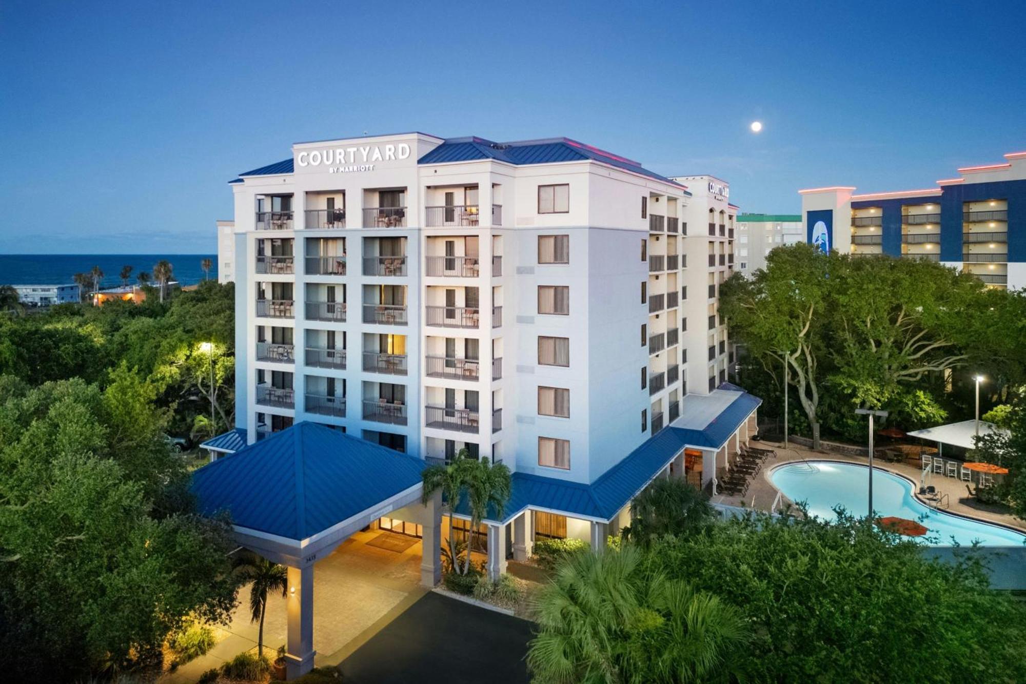 Courtyard By Marriott Cocoa Cape Canaveral 3*