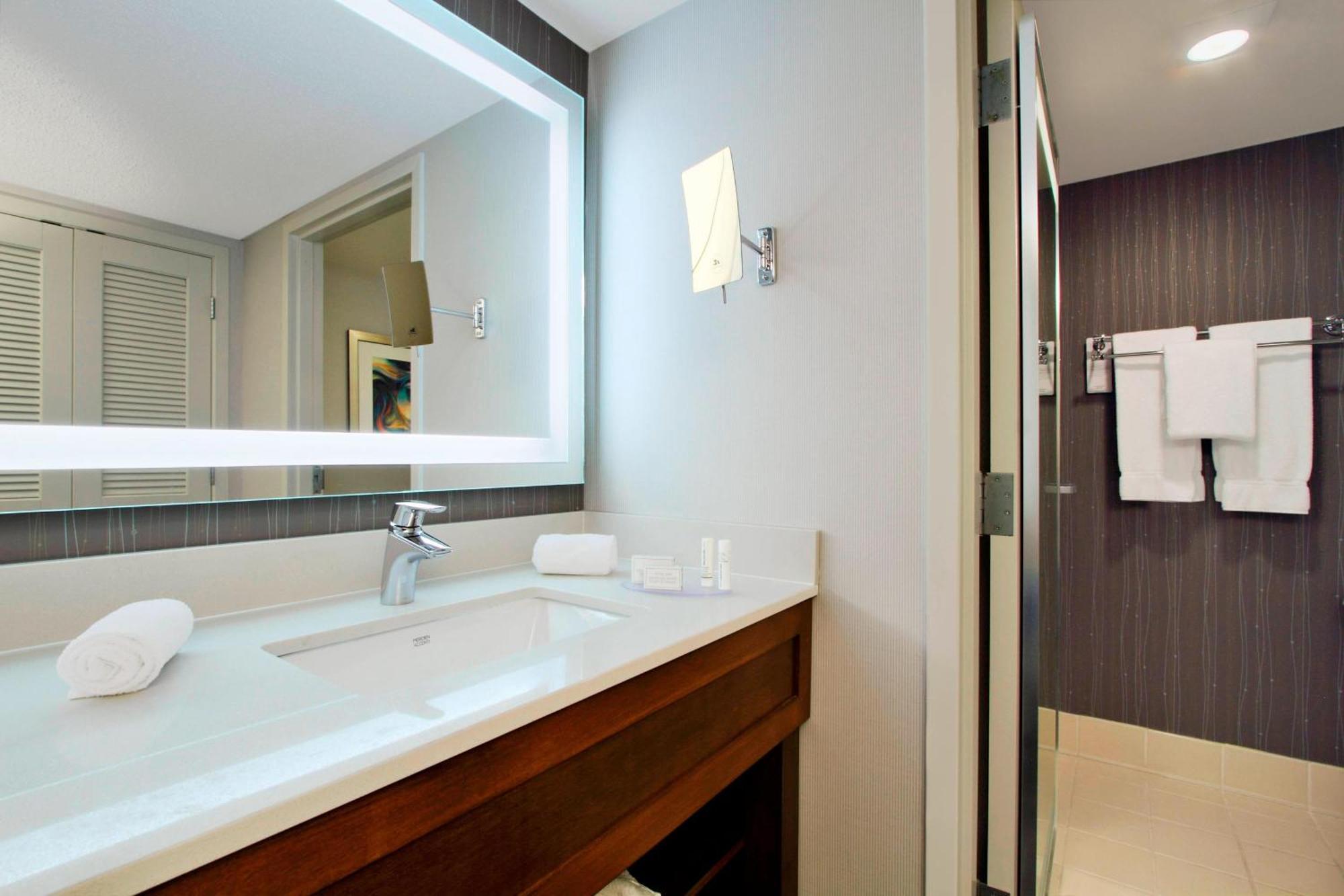 Courtyard By Marriott Cocoa Cape Canaveral Hotel
