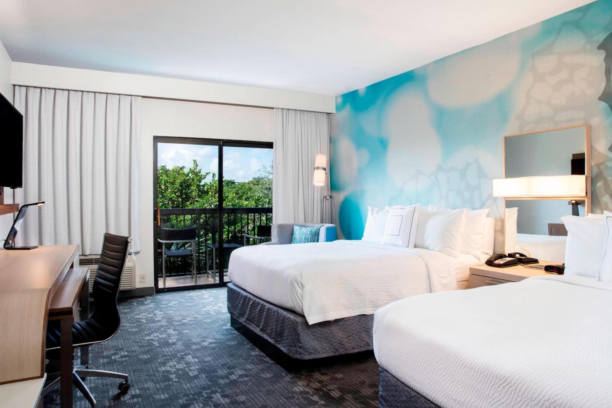 Courtyard By Marriott Lauderdale