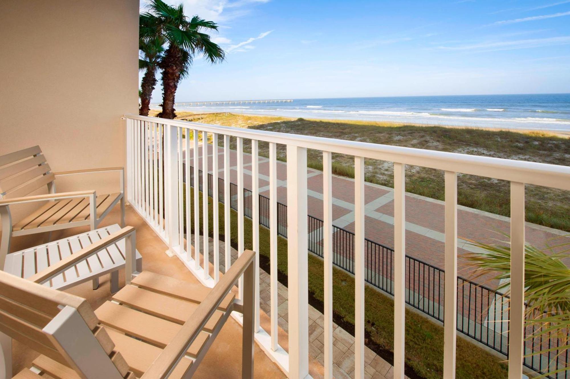 Hotel Four Points By Sheraton Jacksonville Beachfront 3*