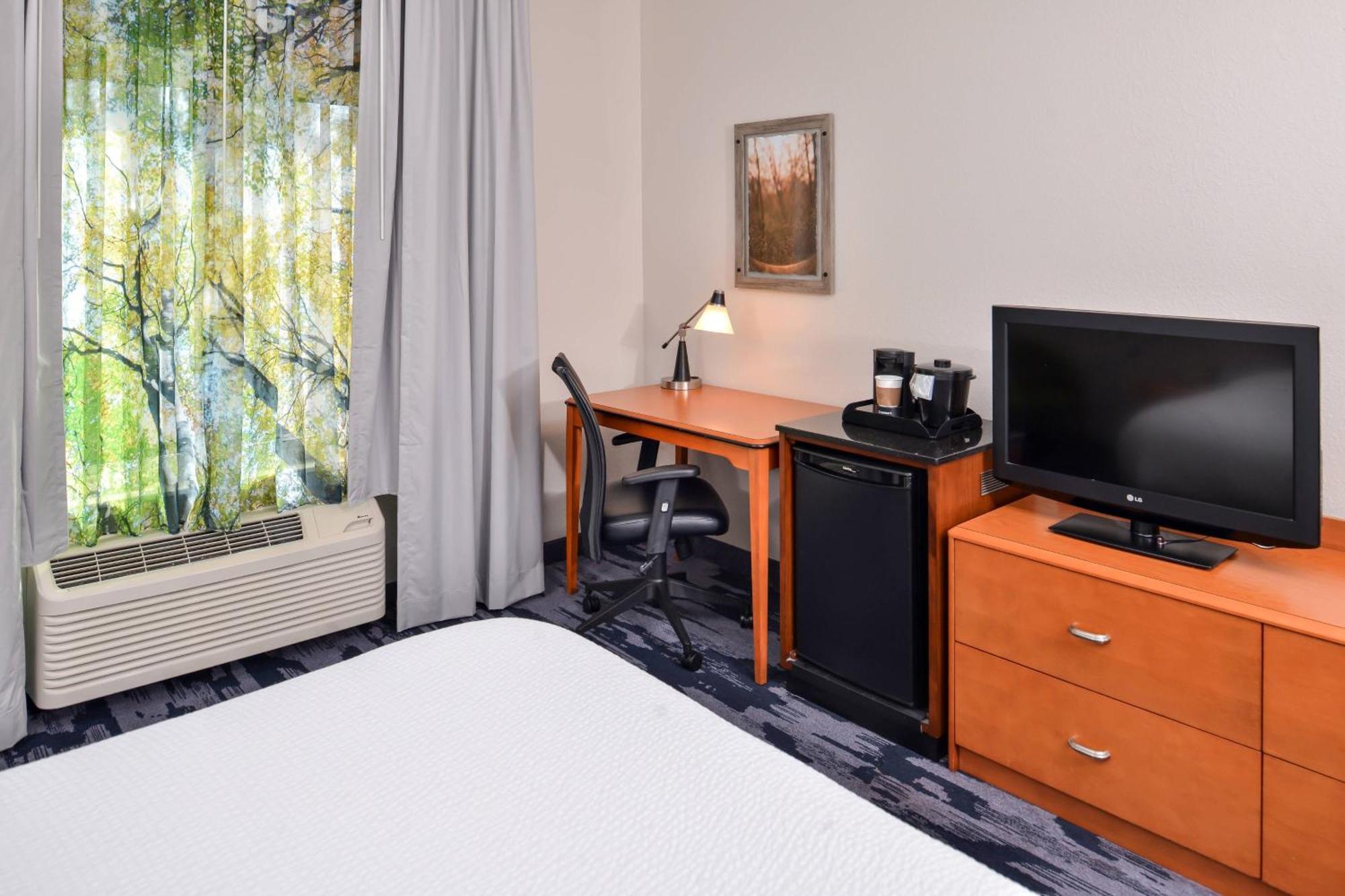 Fairfield & By Marriott Ocala