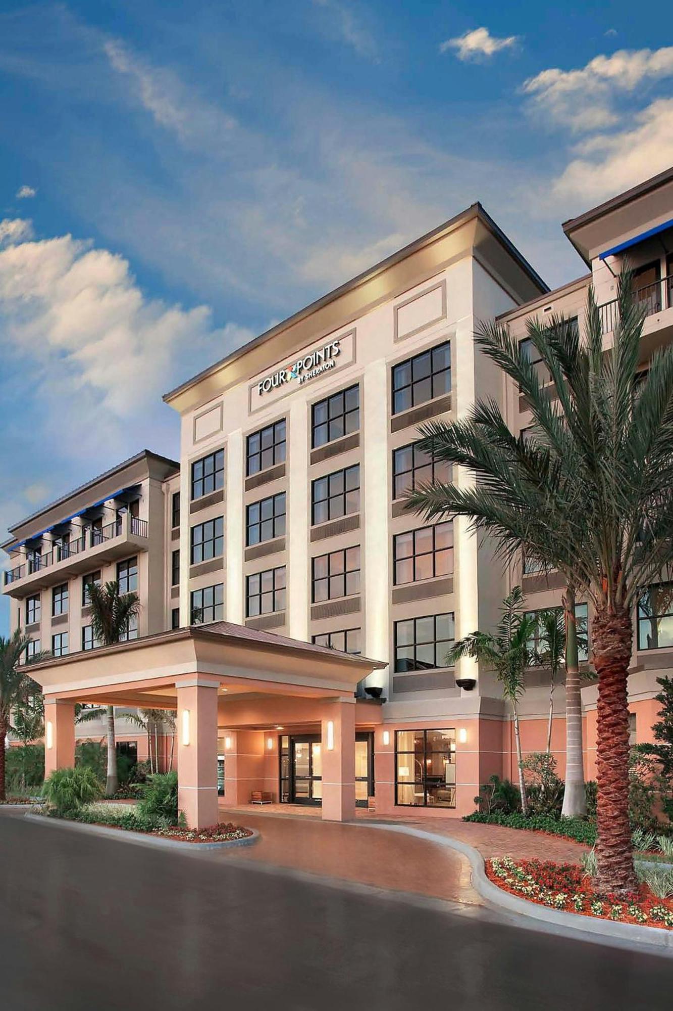 Four Points By Sheraton Harborside Hotel 4*