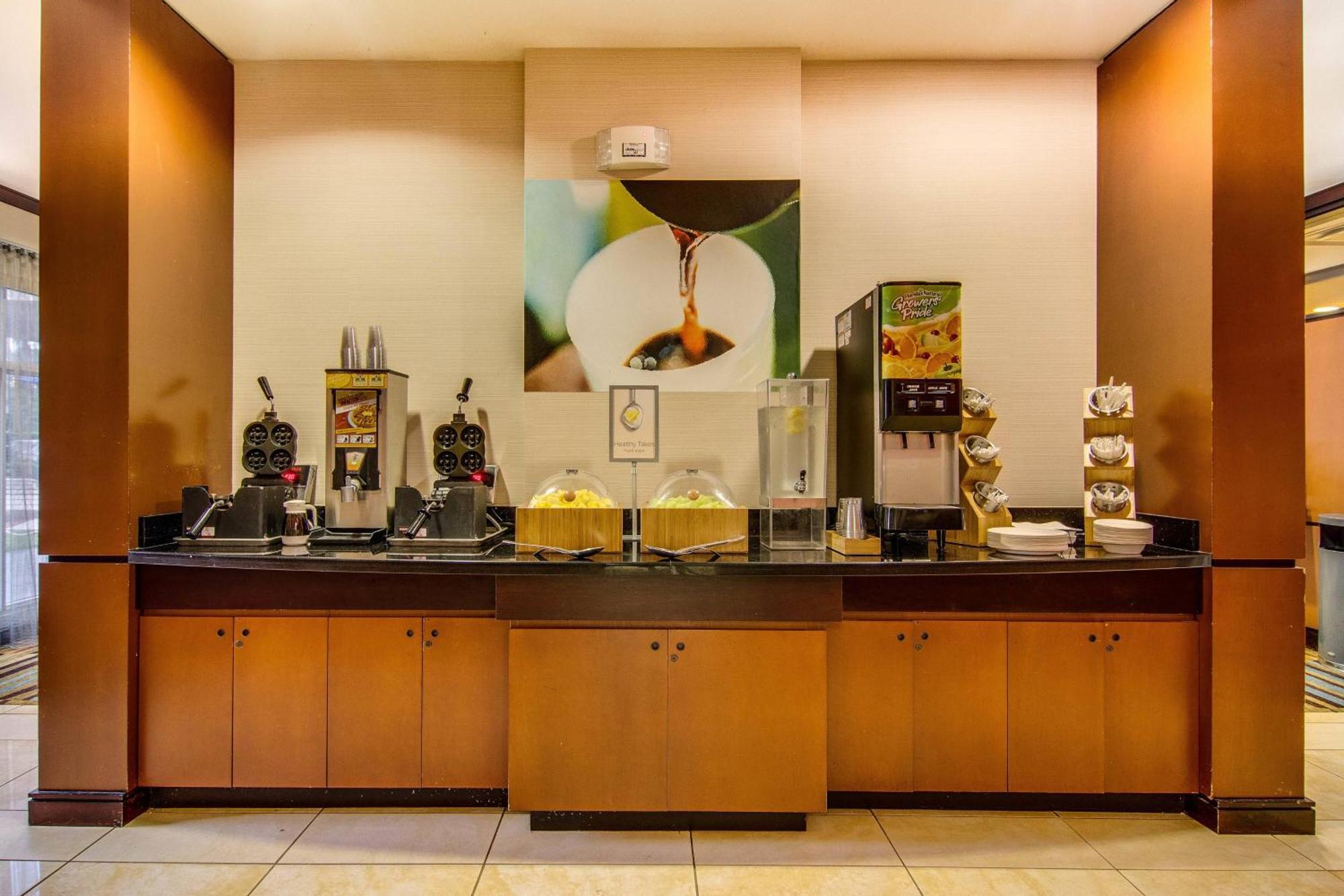 Fairfield & I-95 Hotel Palm Coast