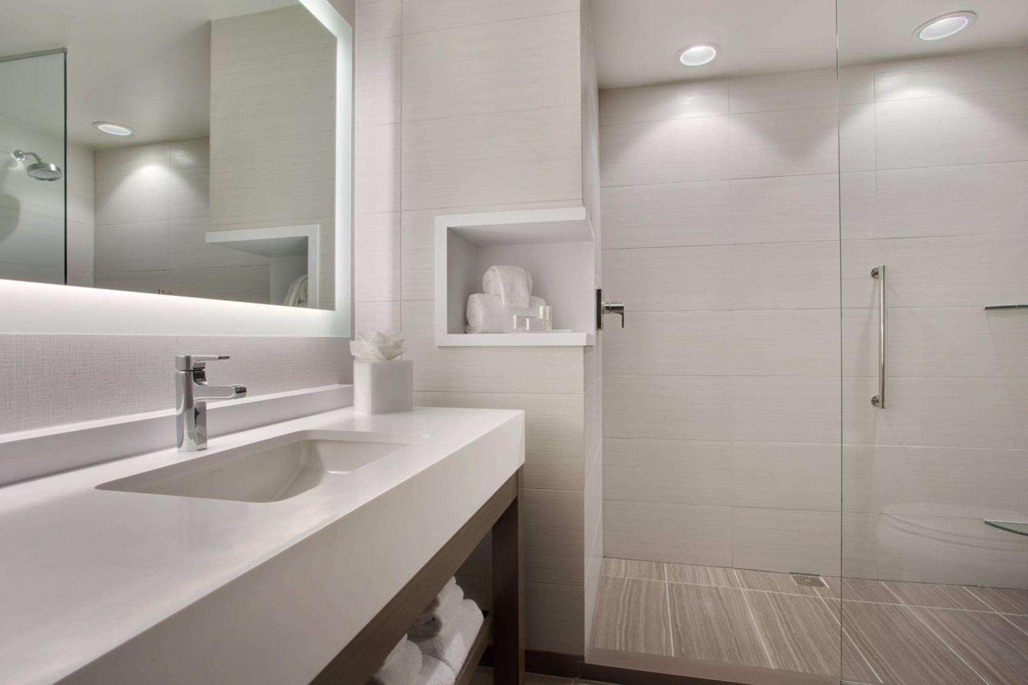 Courtyard By Marriott Orlando South/grande Lakes Area