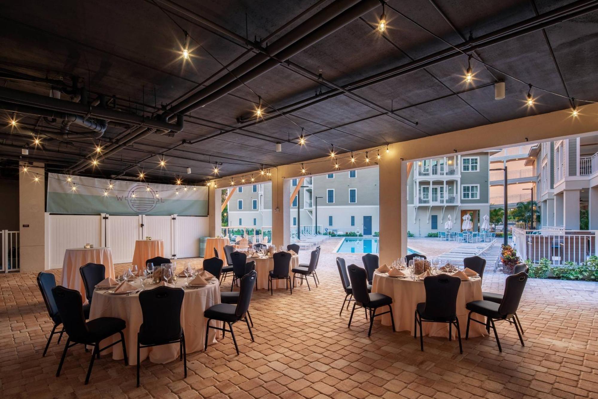 Hotel Waterline & Marina, Autograph Collection